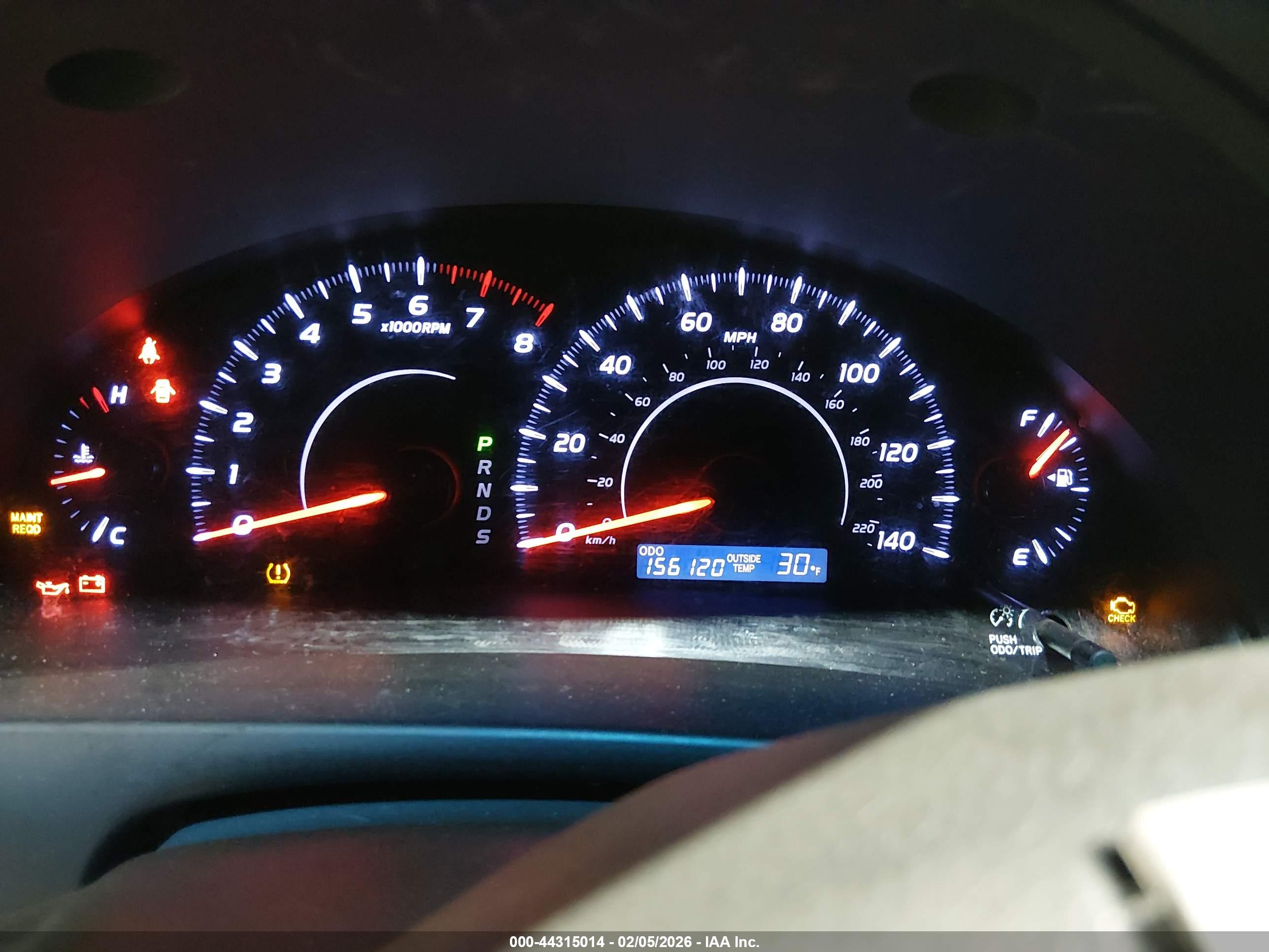 TOYOTA CAMRY image 7