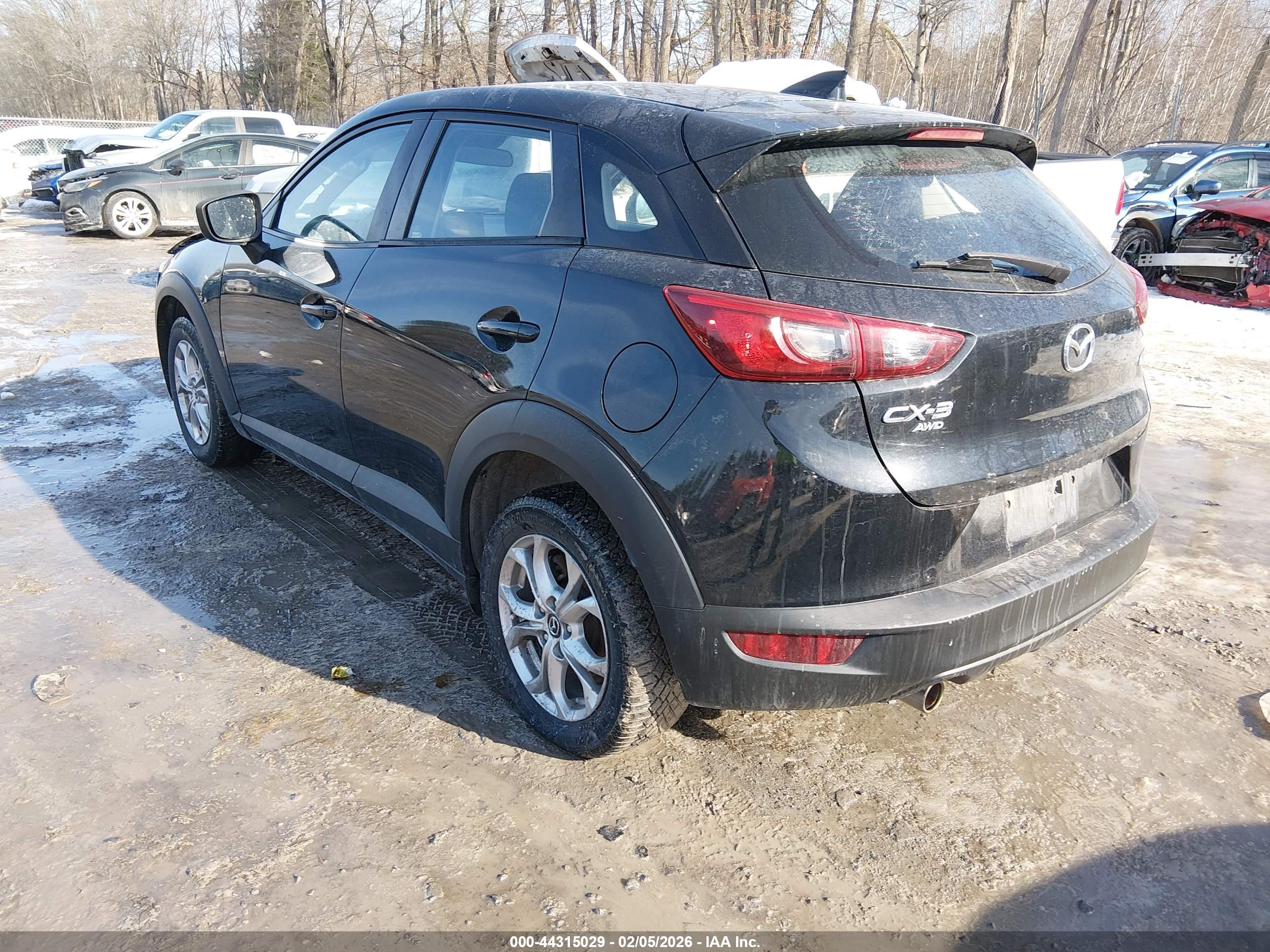MAZDA CX-3 image 3
