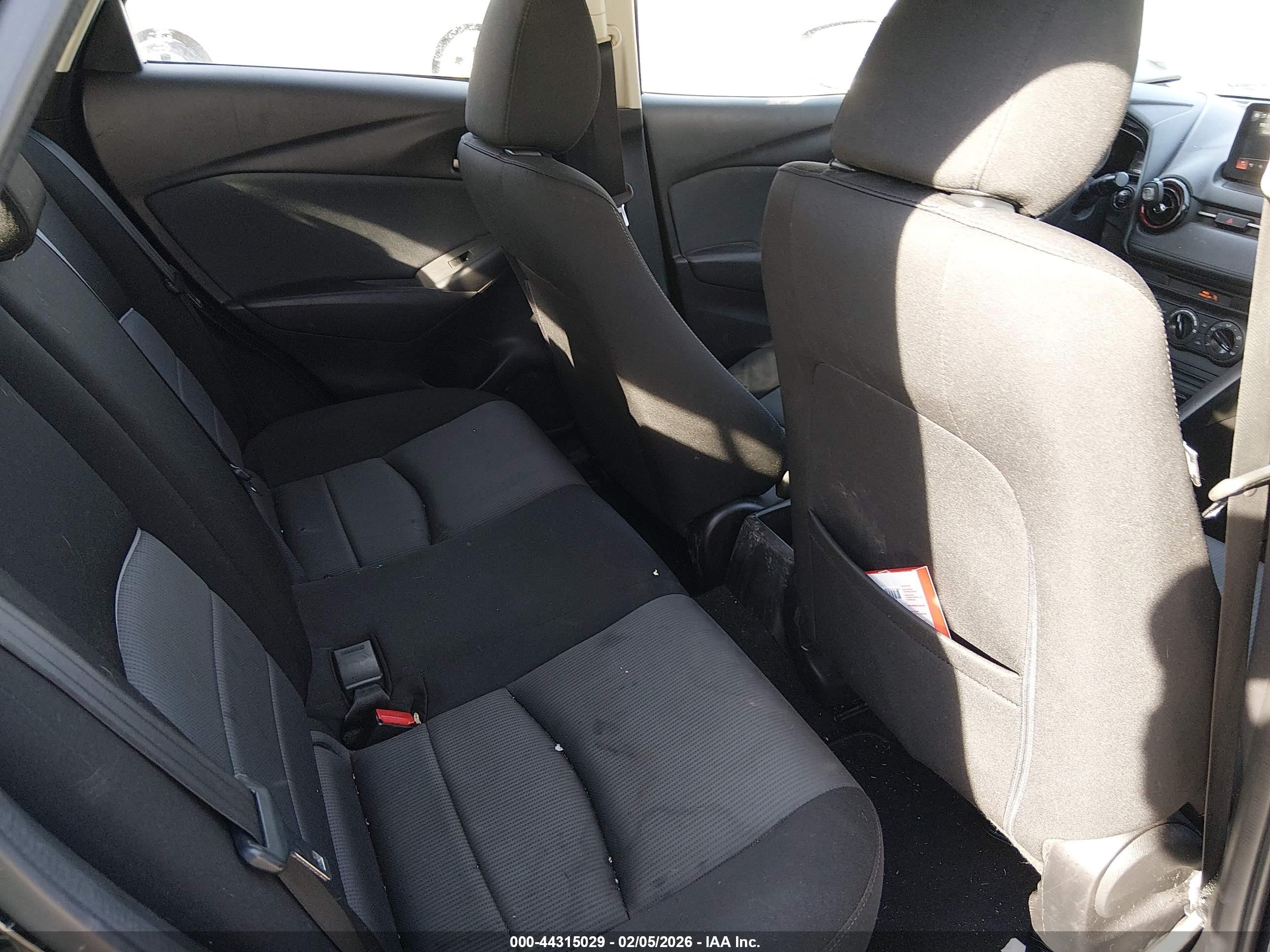 MAZDA CX-3 image 8