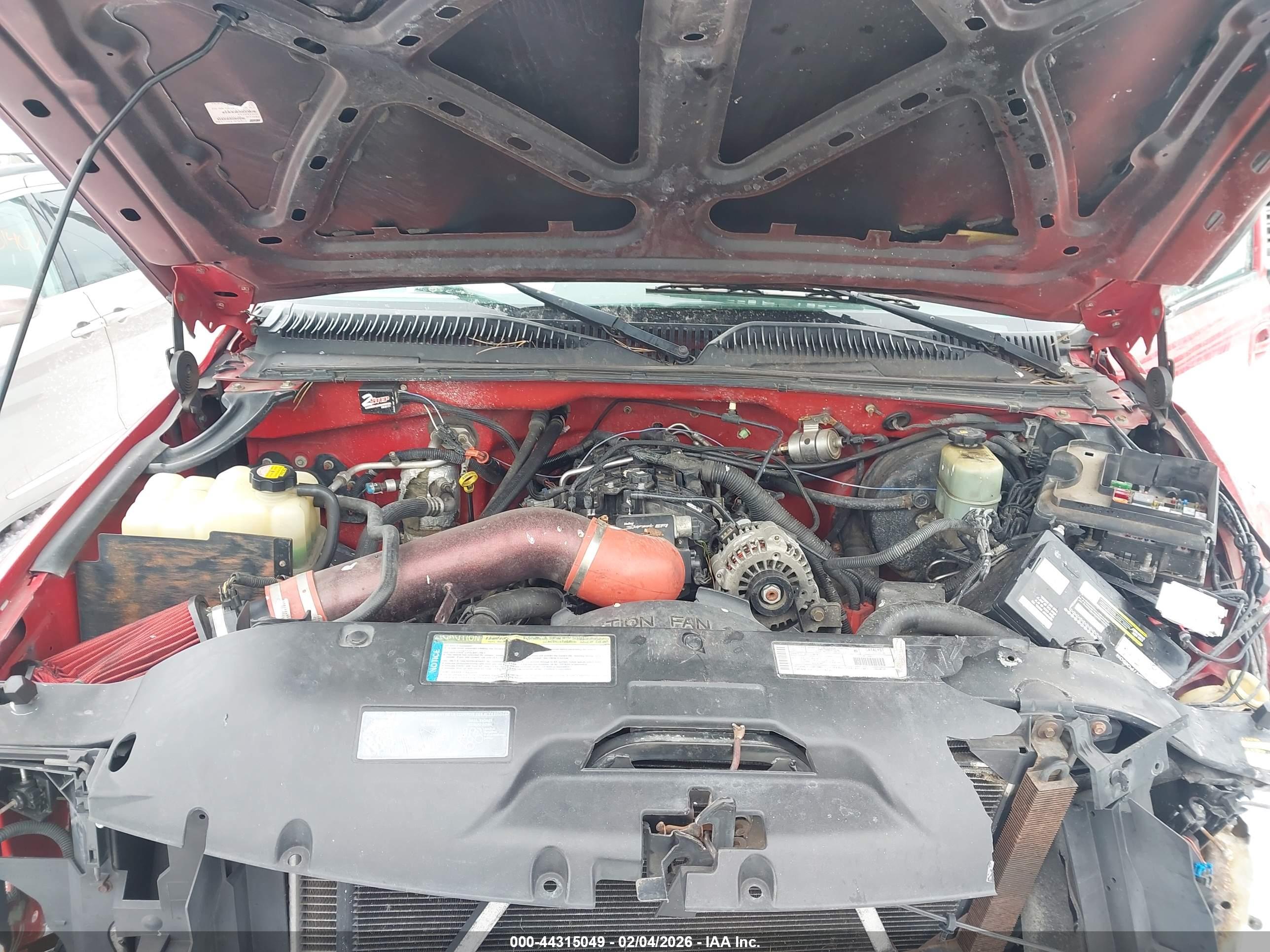 CHEVROLET SILVERADO image 10