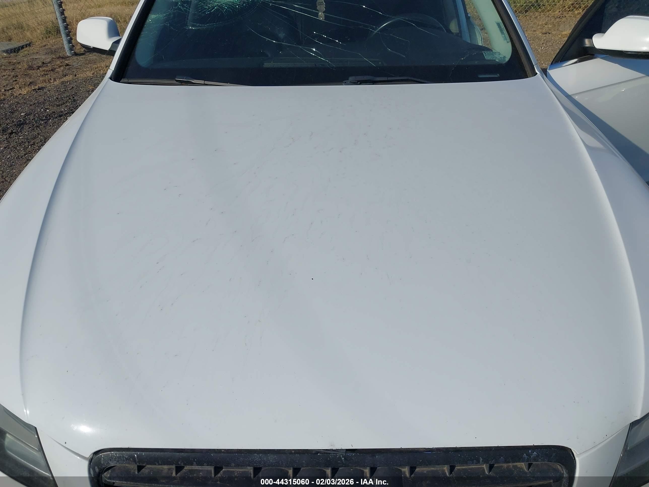 AUDI A4 image 10