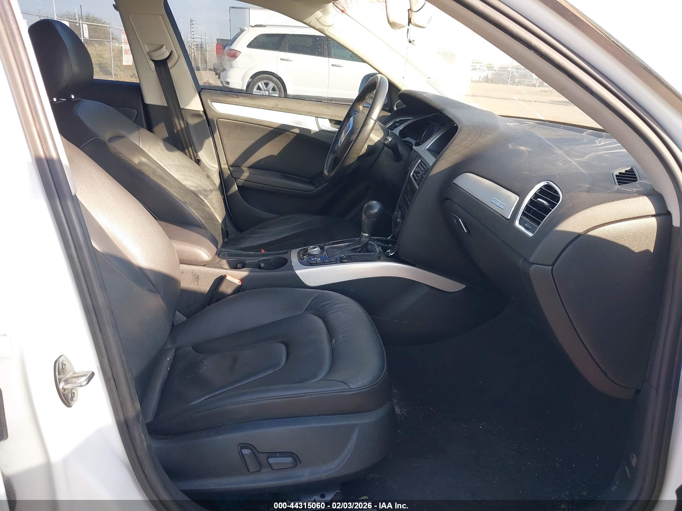 AUDI A4 image 5