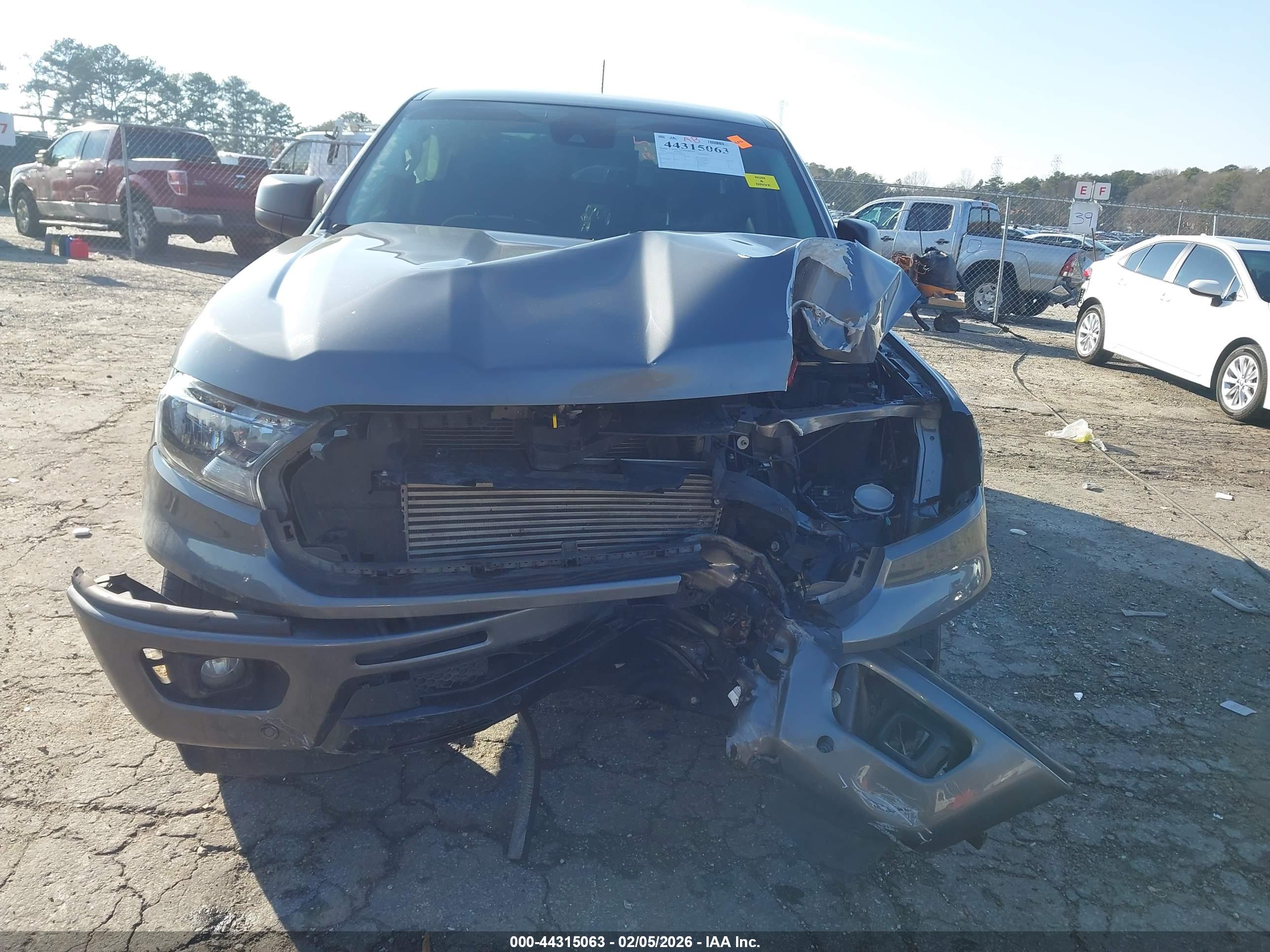 FORD RANGER image 6