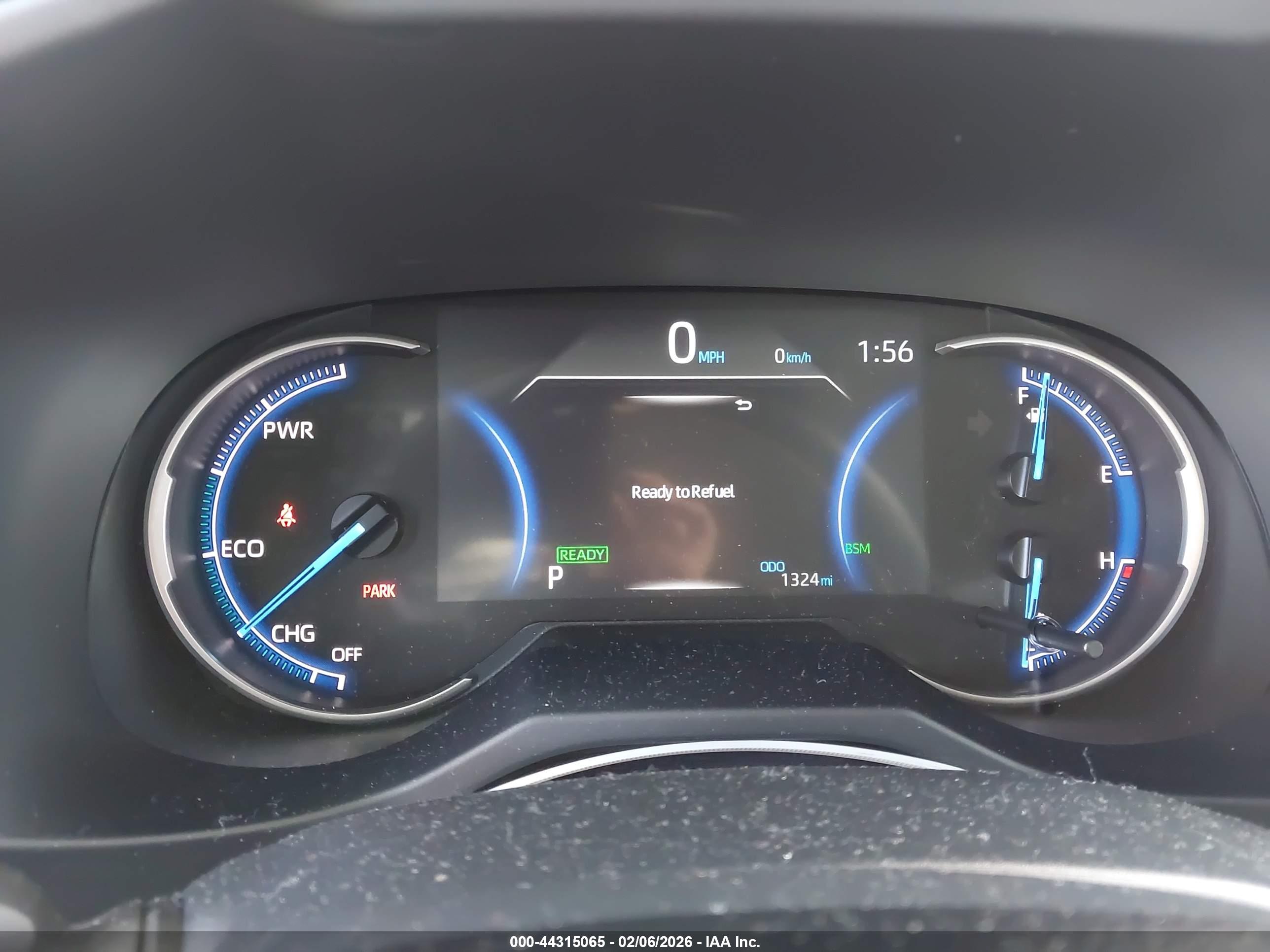 TOYOTA RAV4 image 7