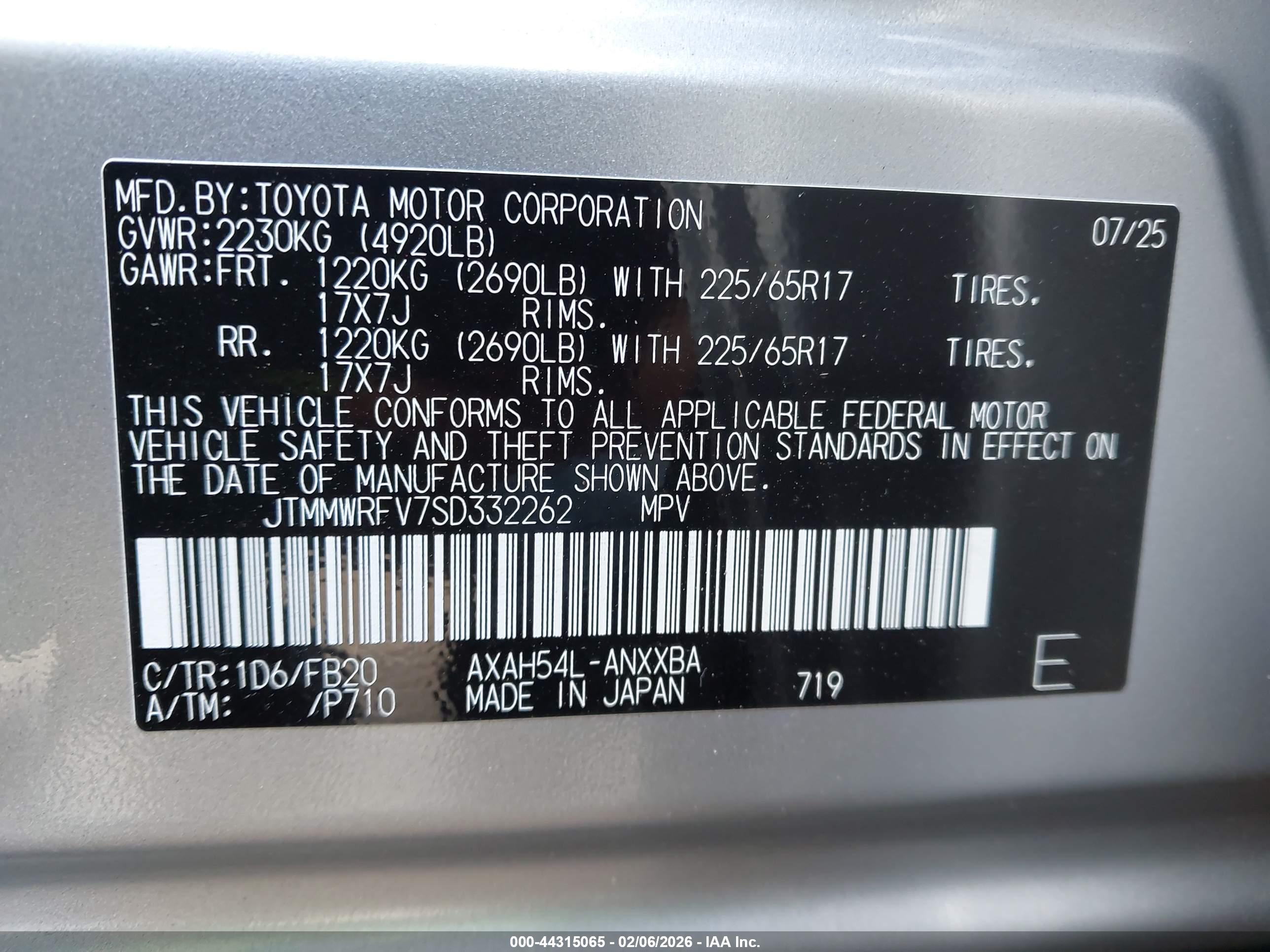 TOYOTA RAV4 image 9