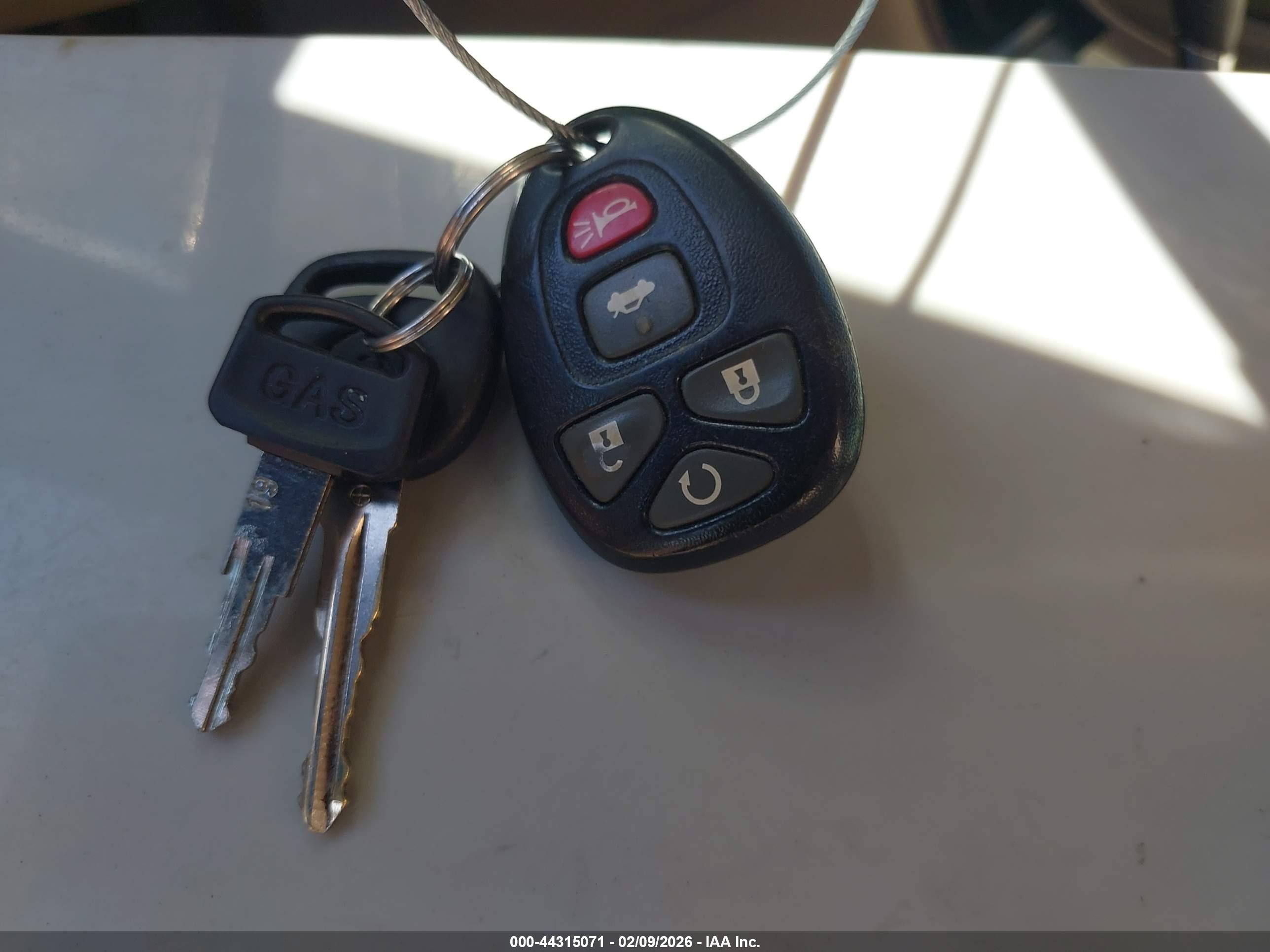 BUICK LUCERNE image 11
