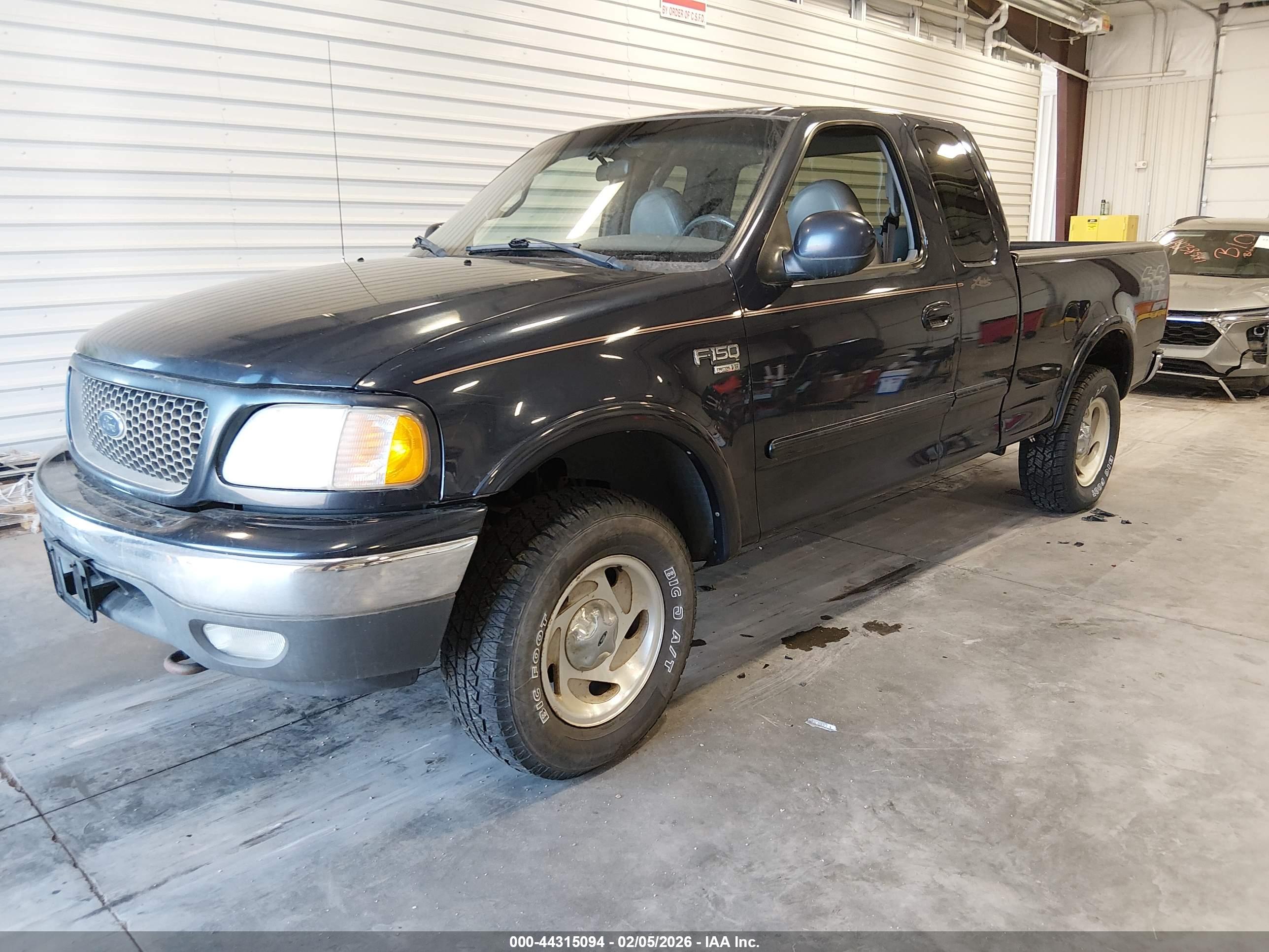 FORD F-150 image 2