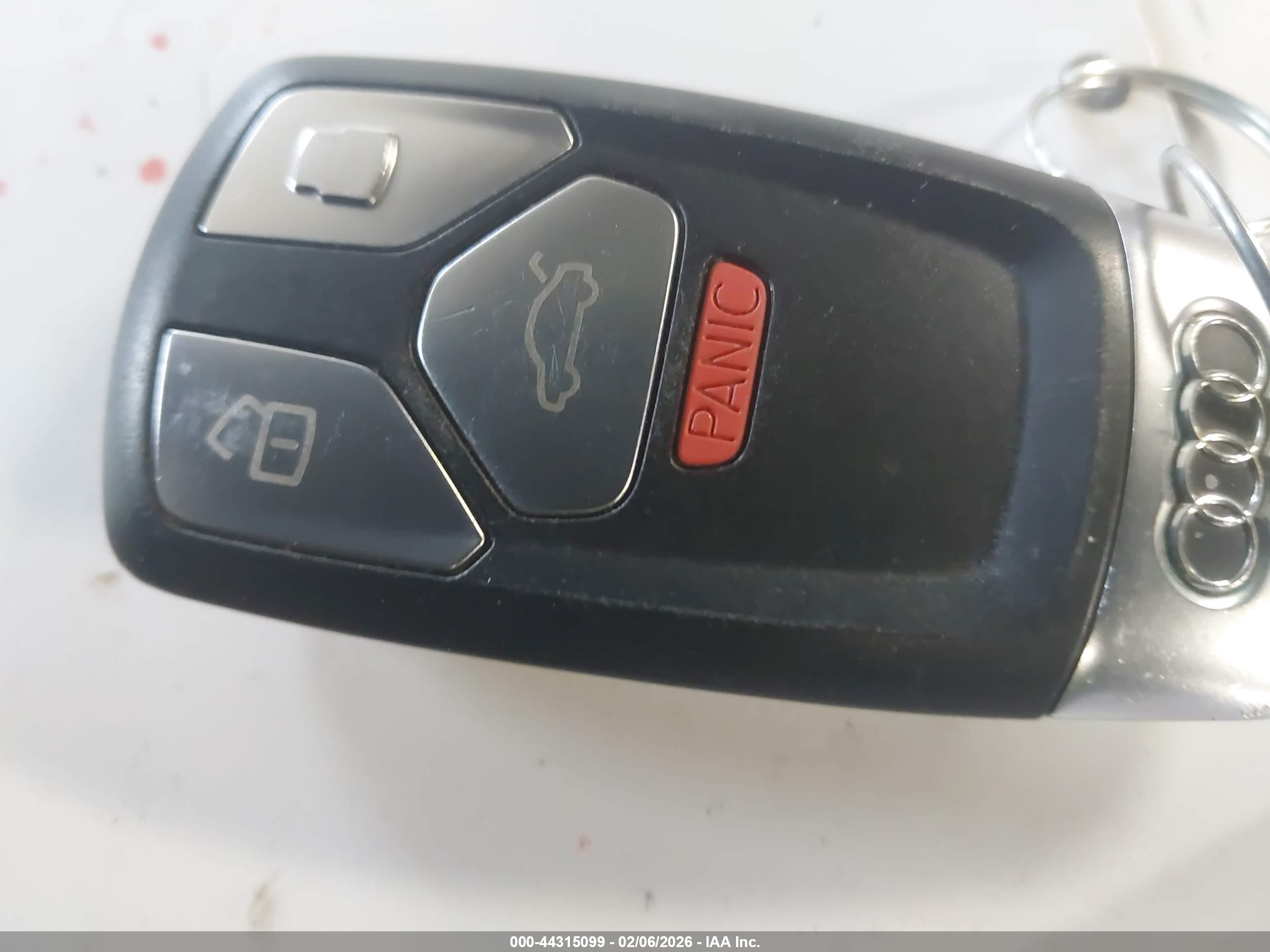 AUDI Q5 image 11