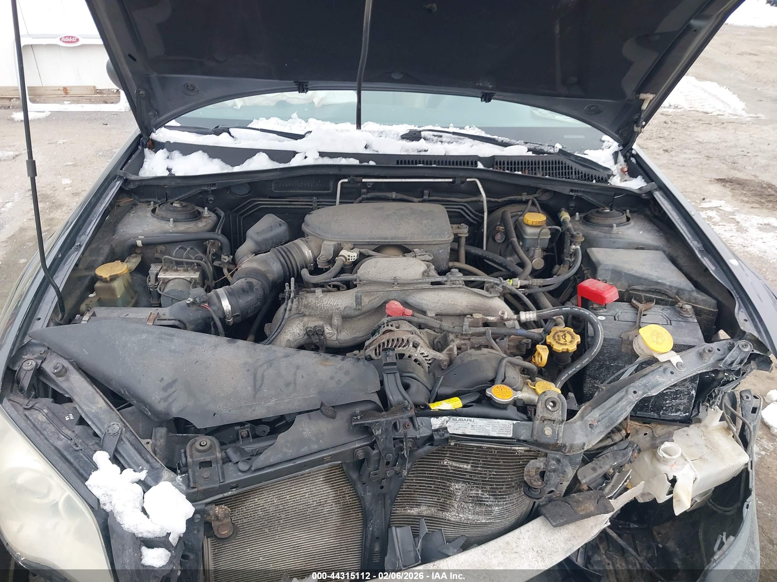 SUBARU OUTBACK image 10
