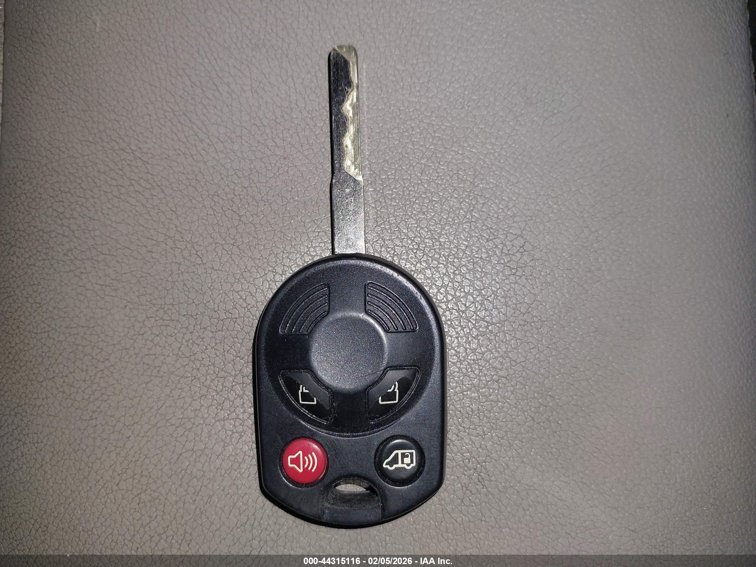 FORD ESCAPE image 11