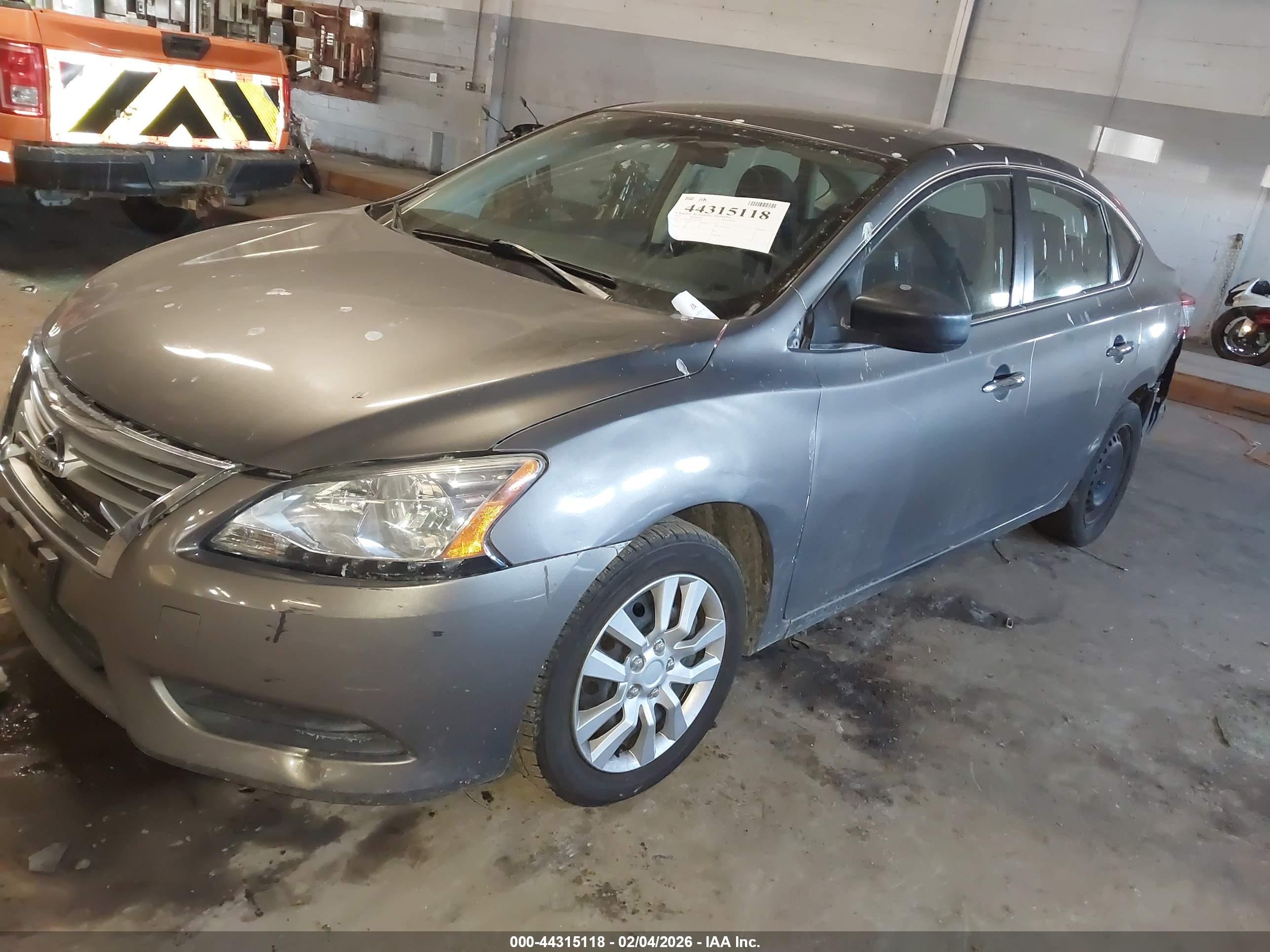 NISSAN SENTRA image 2