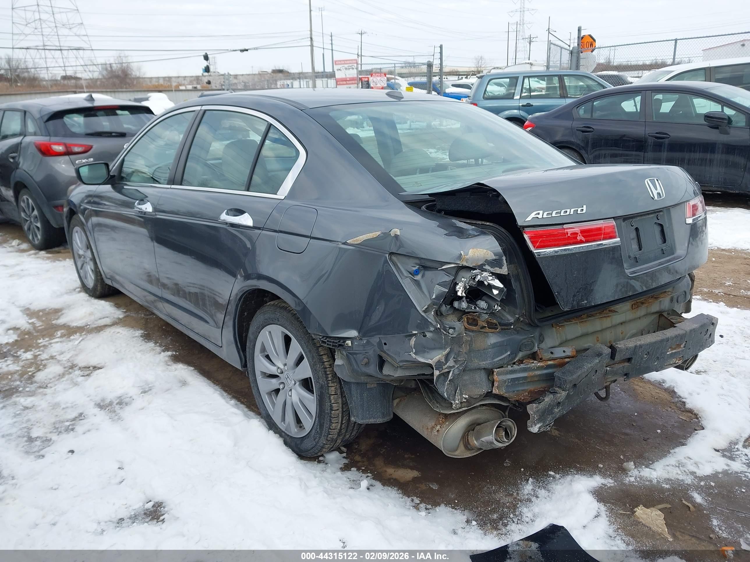 HONDA ACCORD image 3