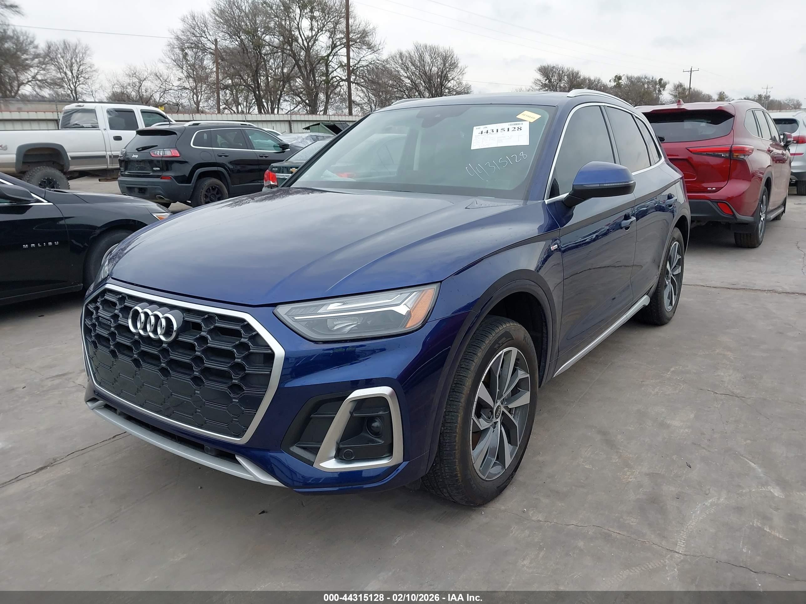 AUDI Q5 image 2