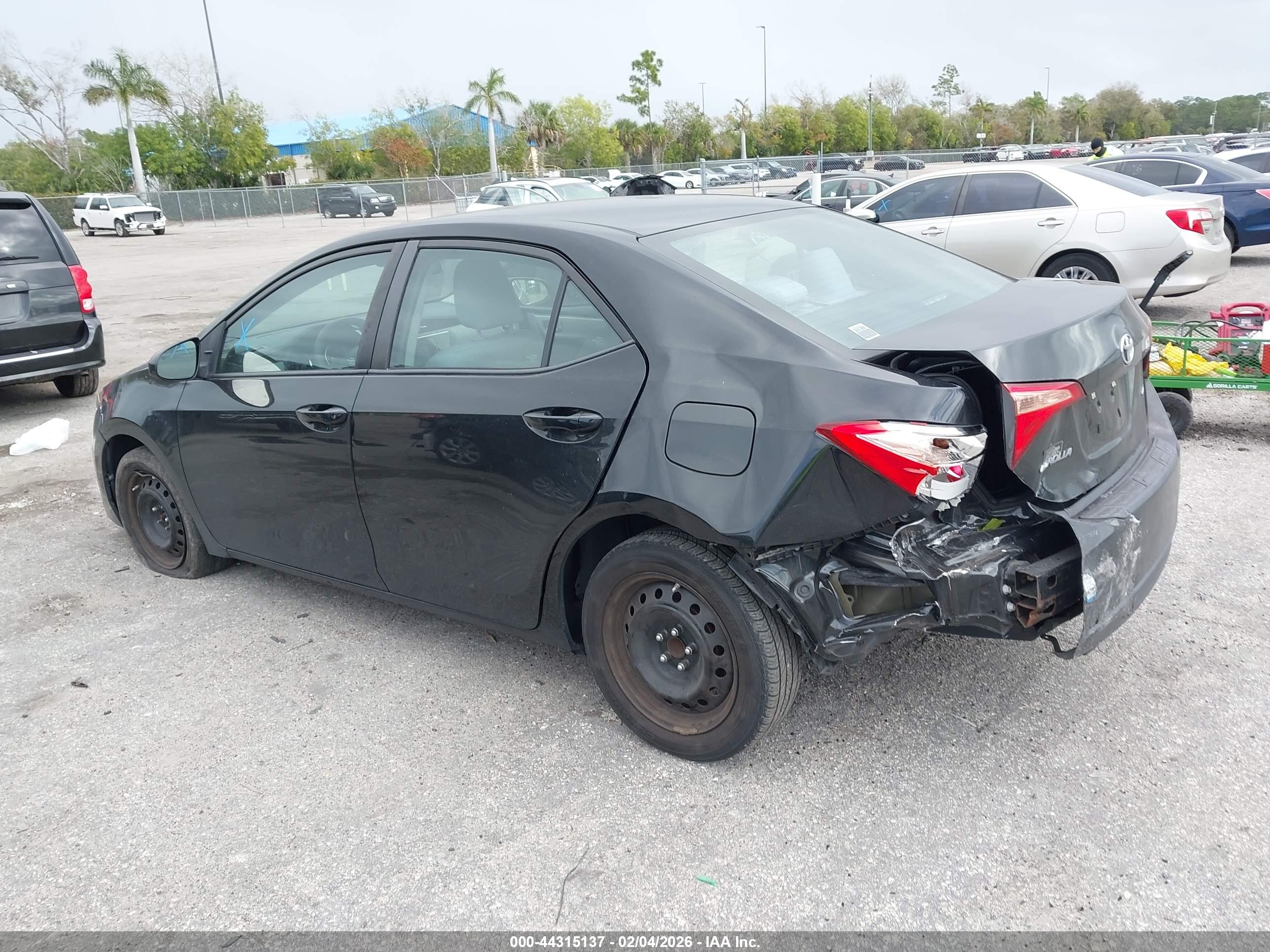 TOYOTA COROLLA image 3