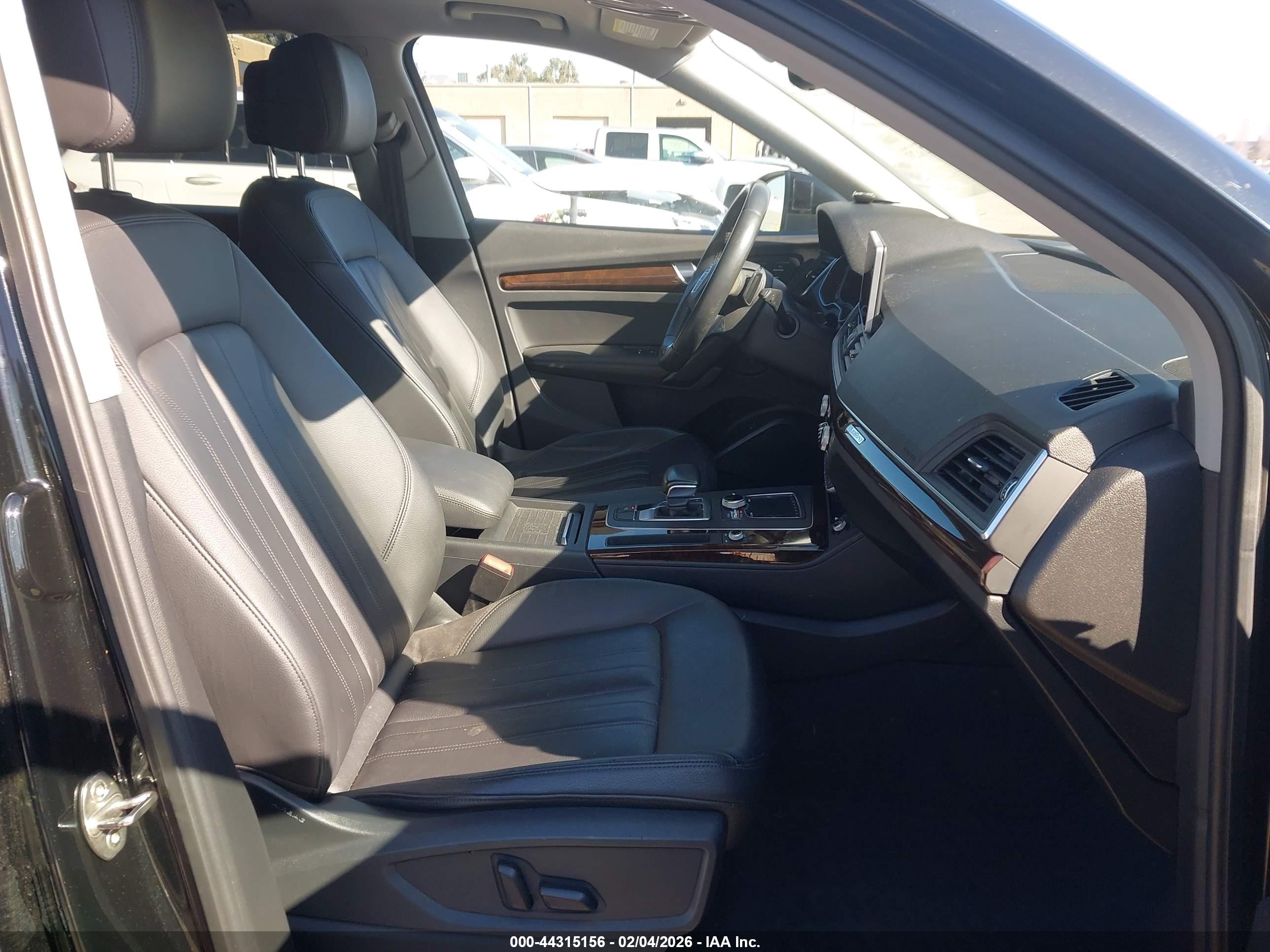 AUDI Q5 image 5