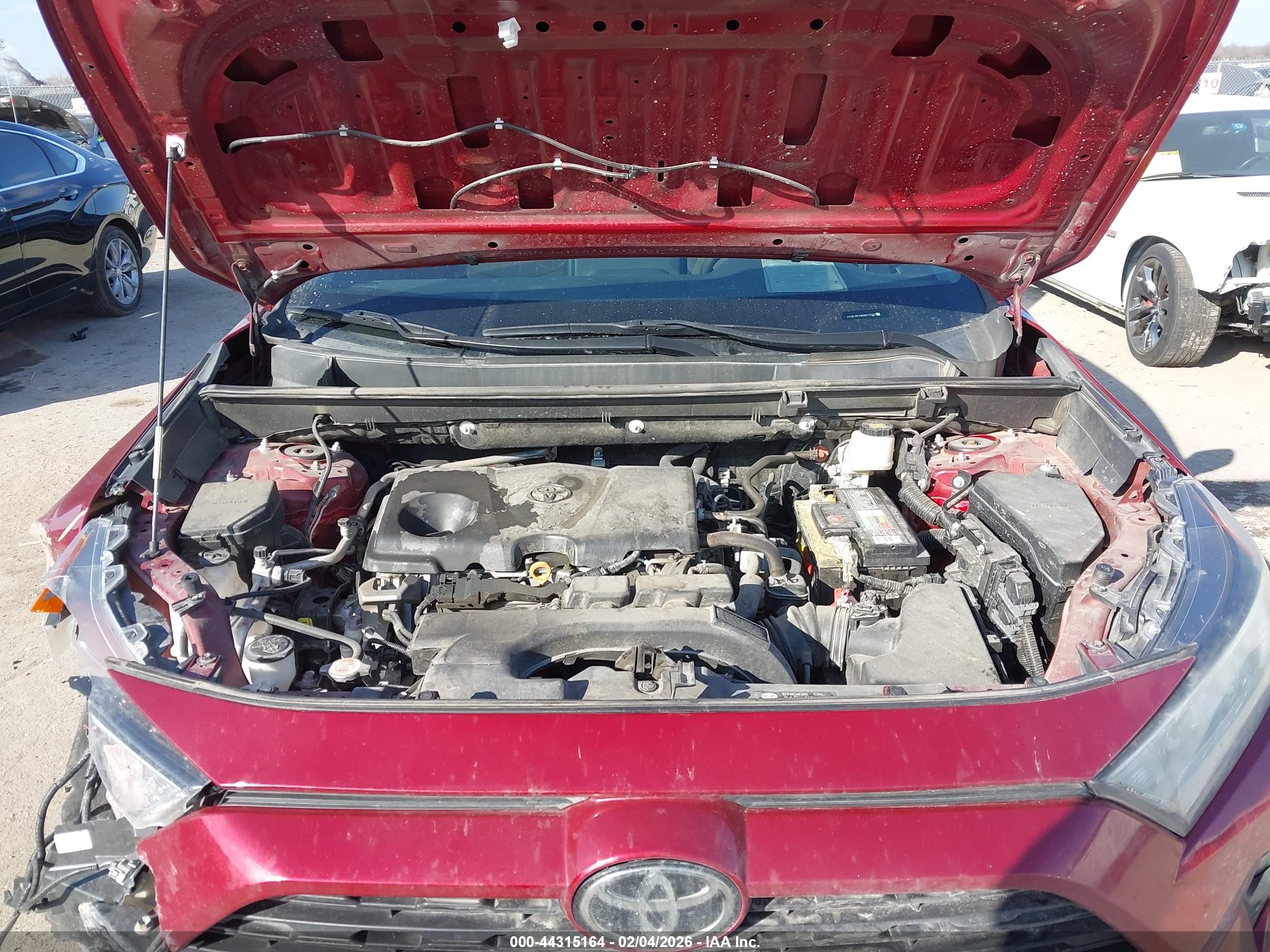 TOYOTA RAV4 image 10