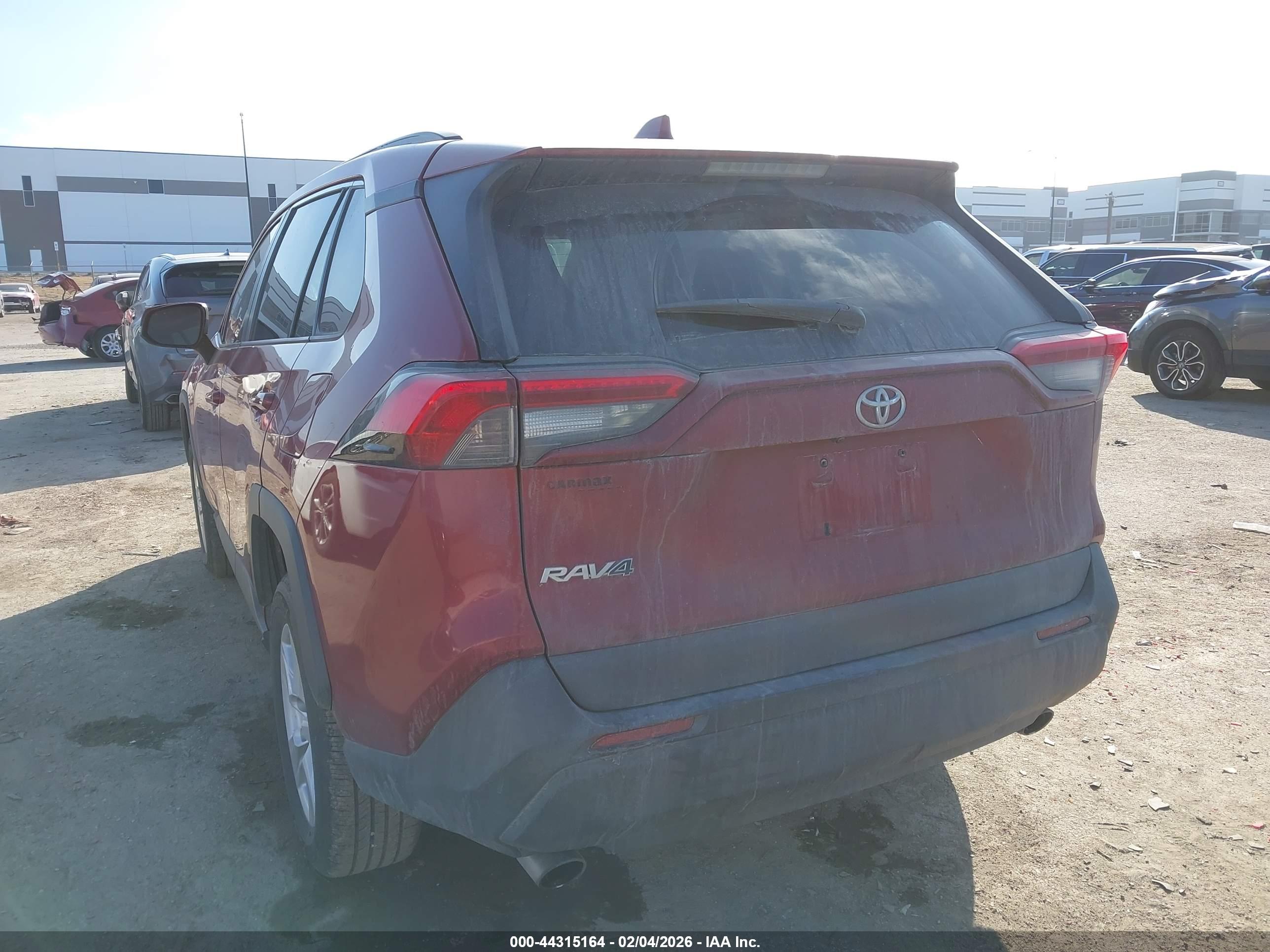 TOYOTA RAV4 image 3