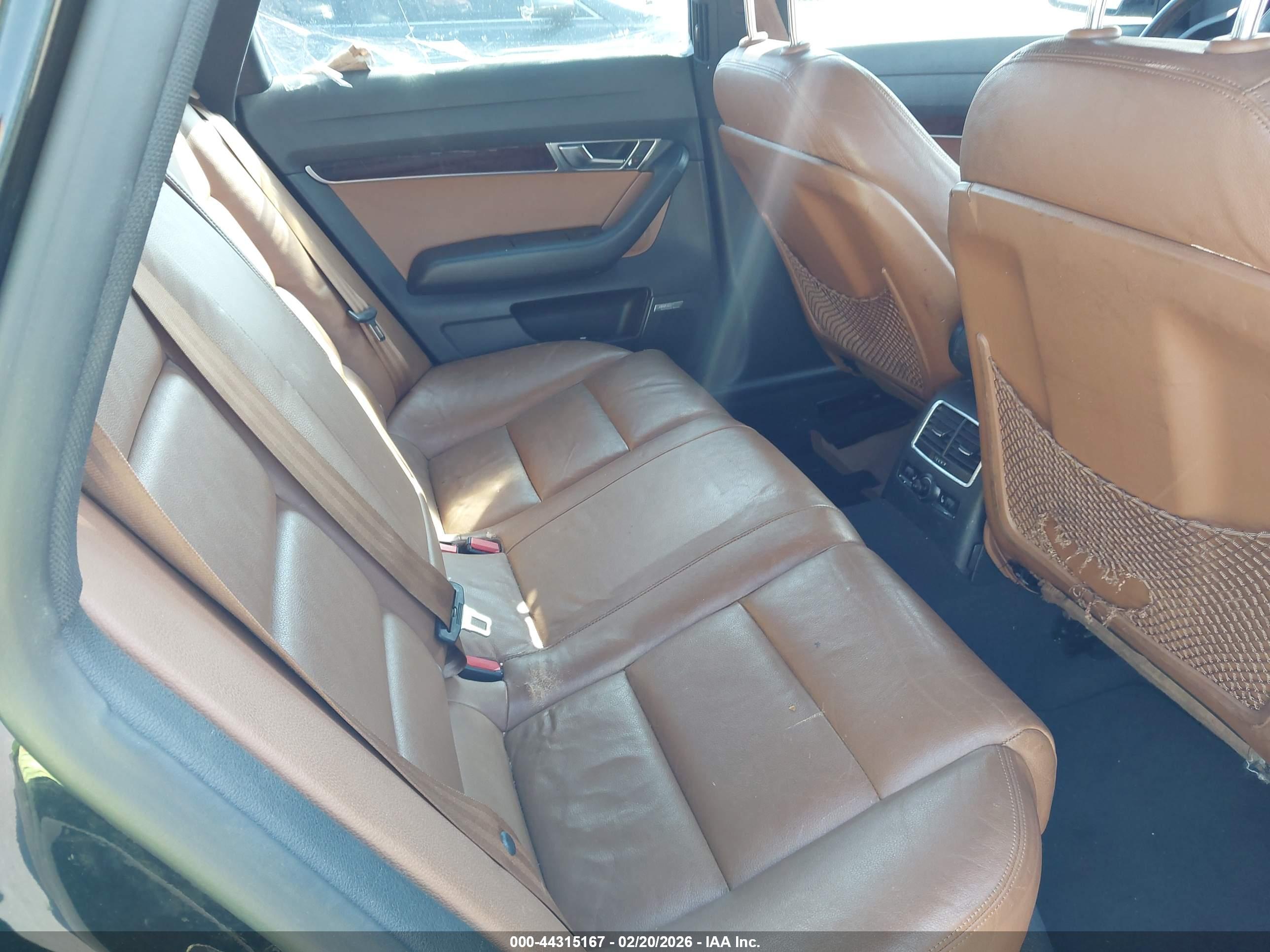 AUDI A6 image 8