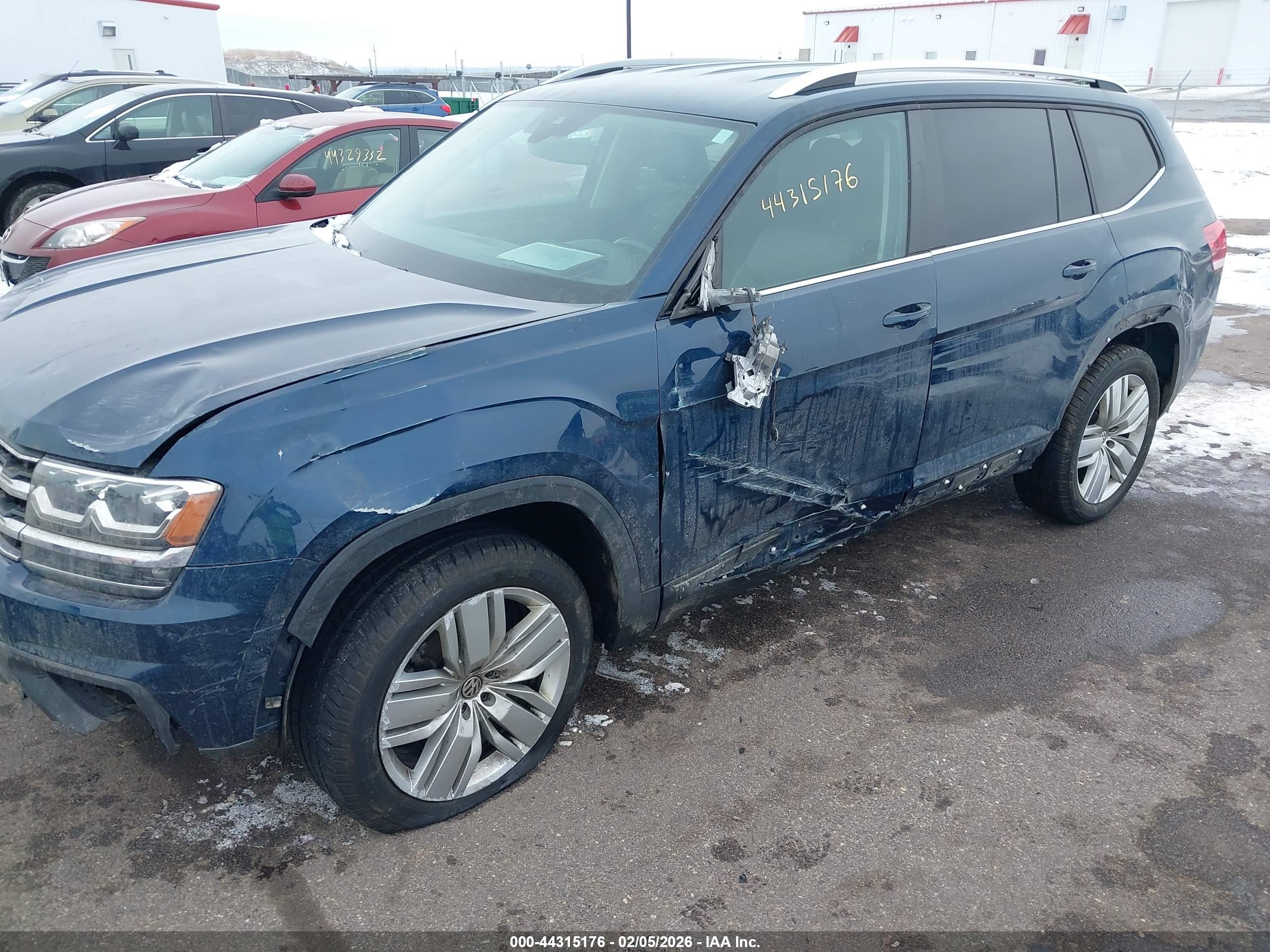VOLKSWAGEN ATLAS image 6