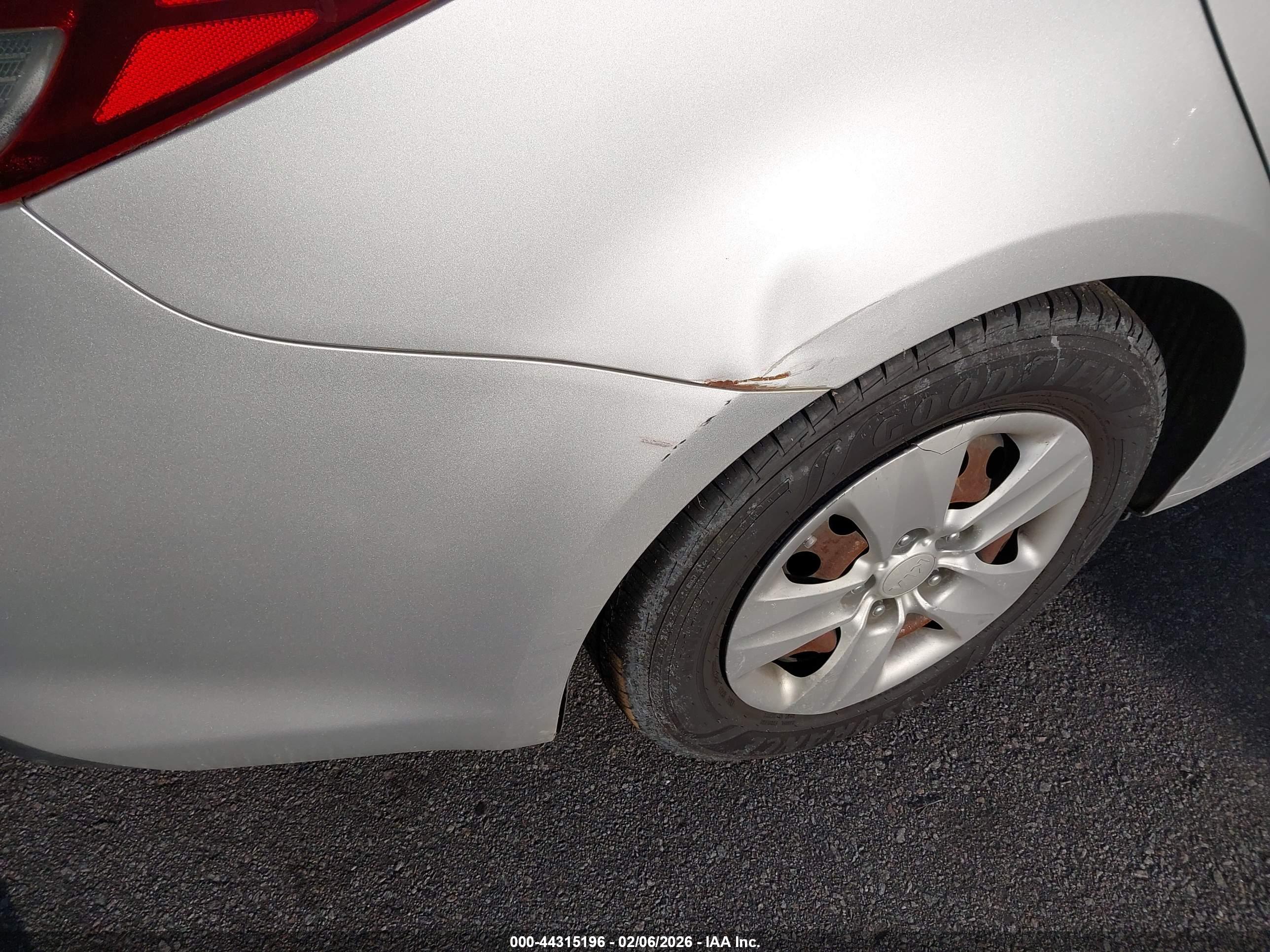 KIA FORTE image 6