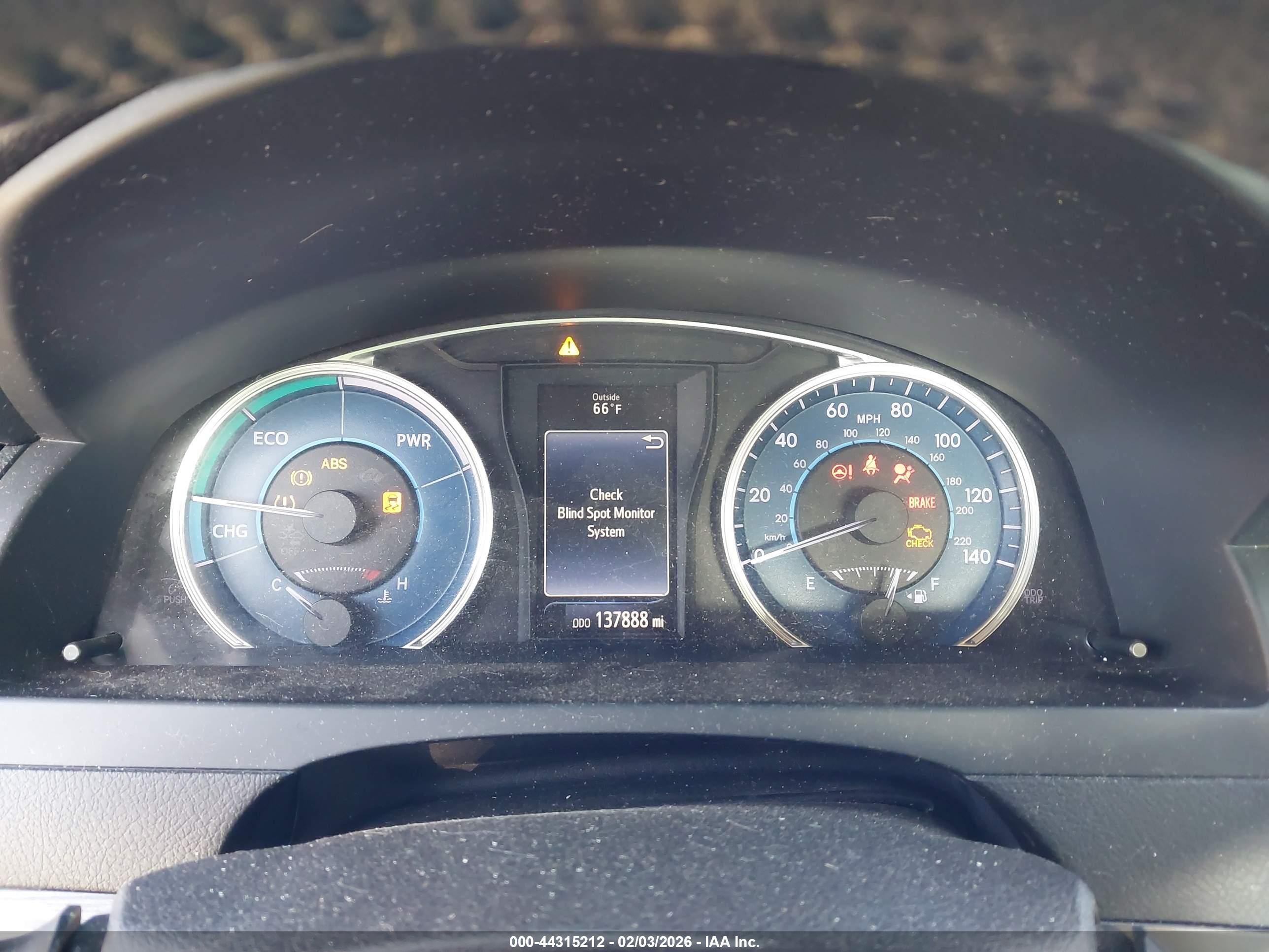 TOYOTA CAMRY image 7