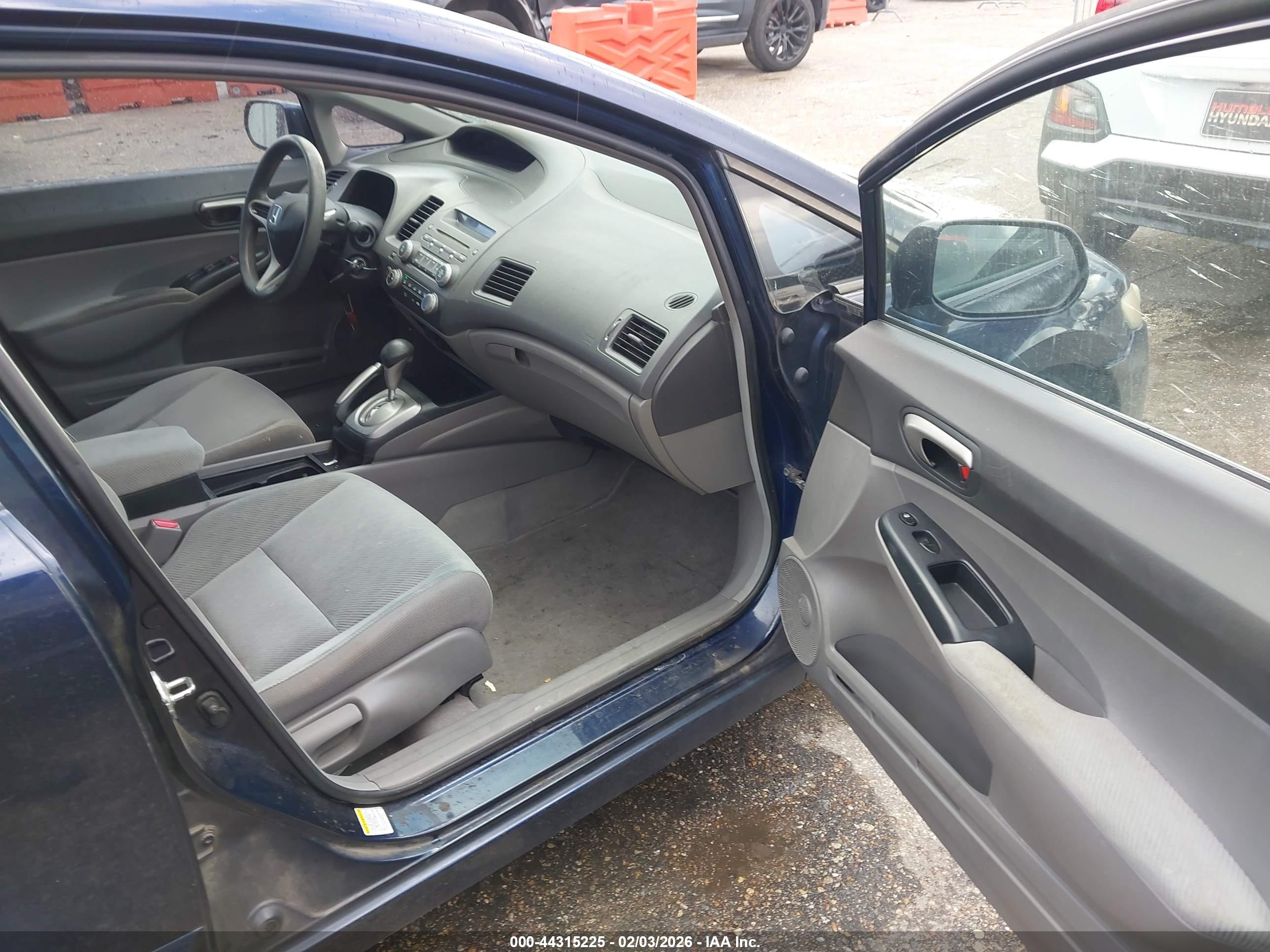 HONDA CIVIC image 5