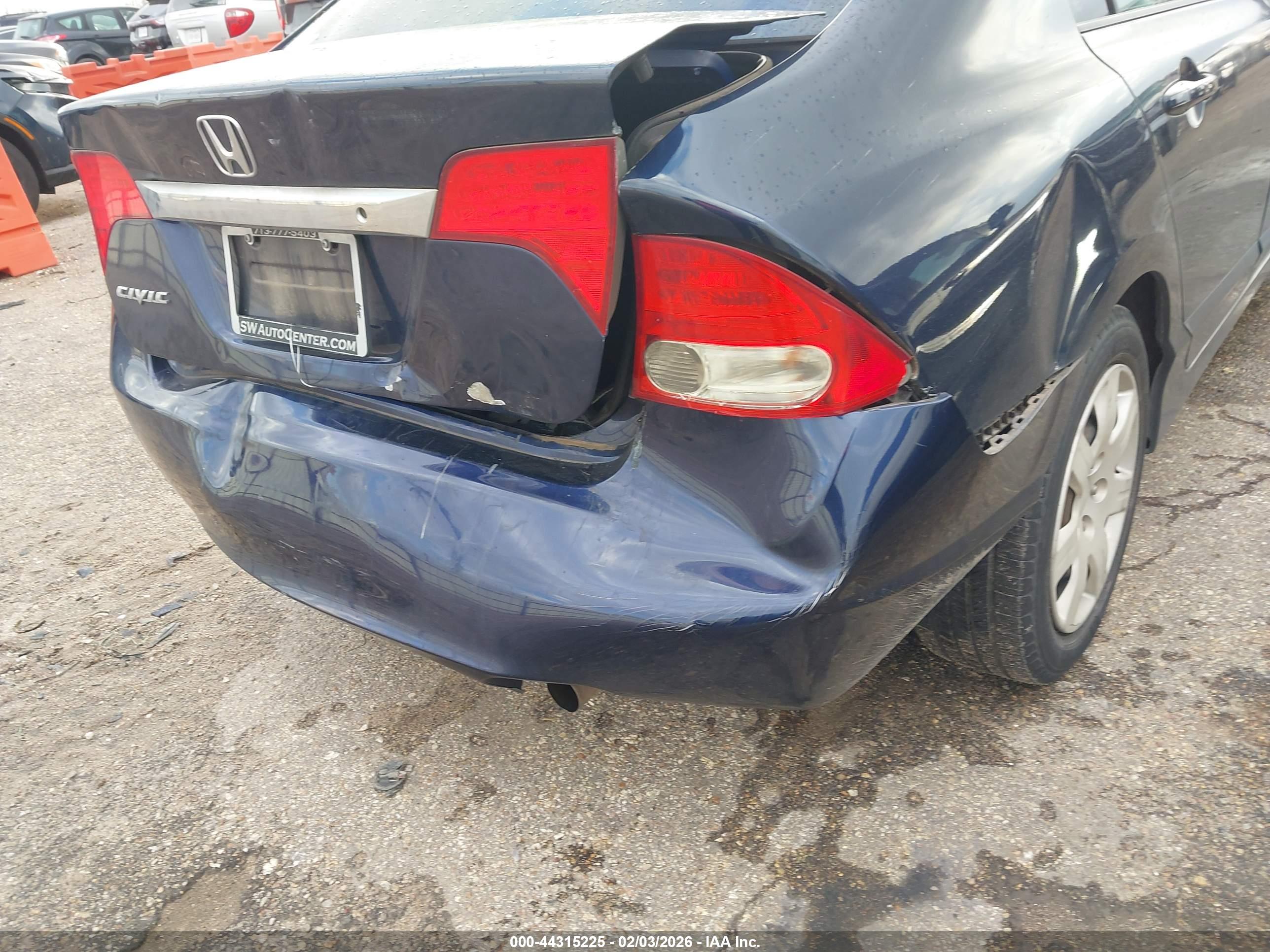 HONDA CIVIC image 6