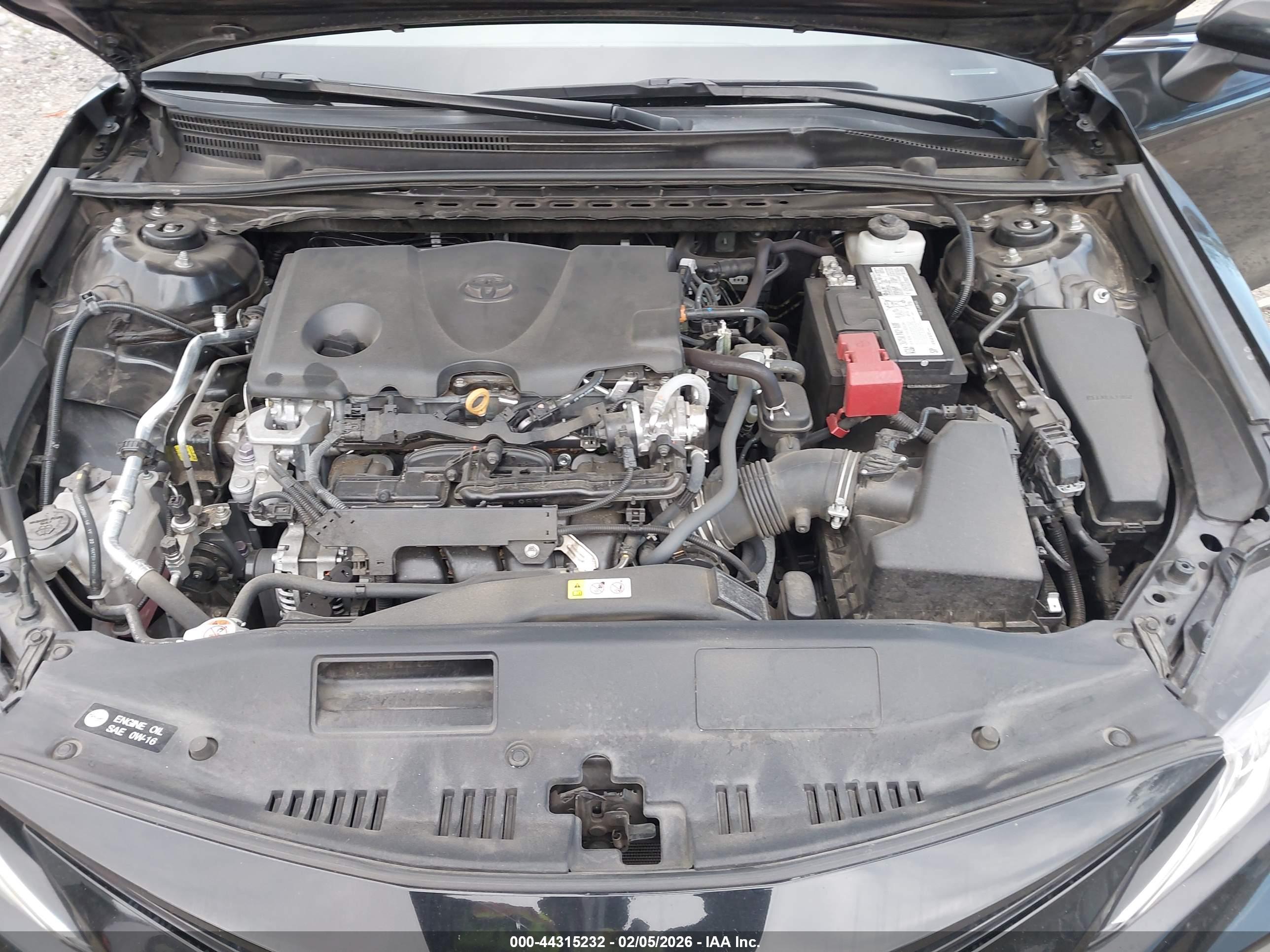 TOYOTA CAMRY image 10