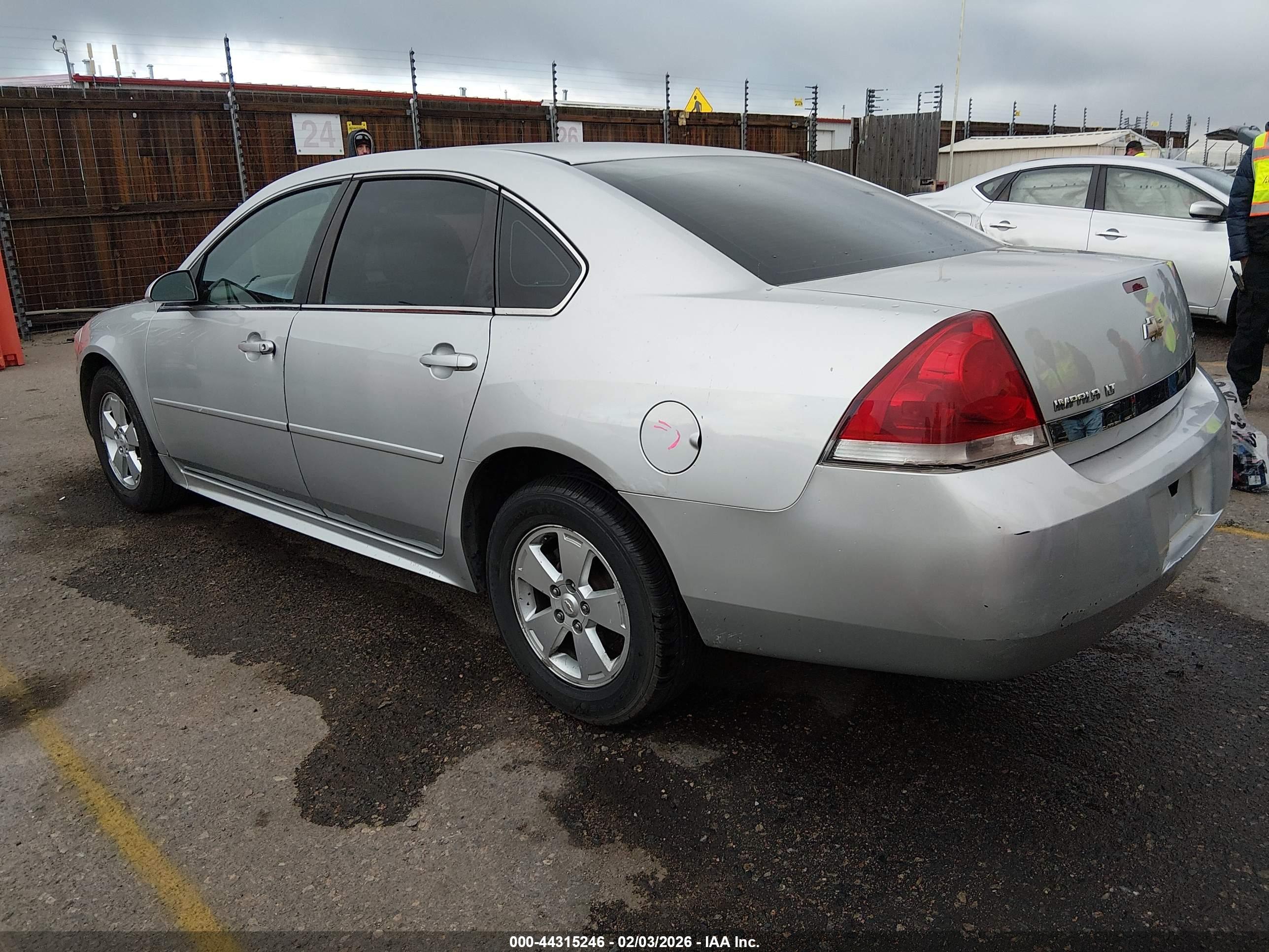 CHEVROLET IMPALA image 3