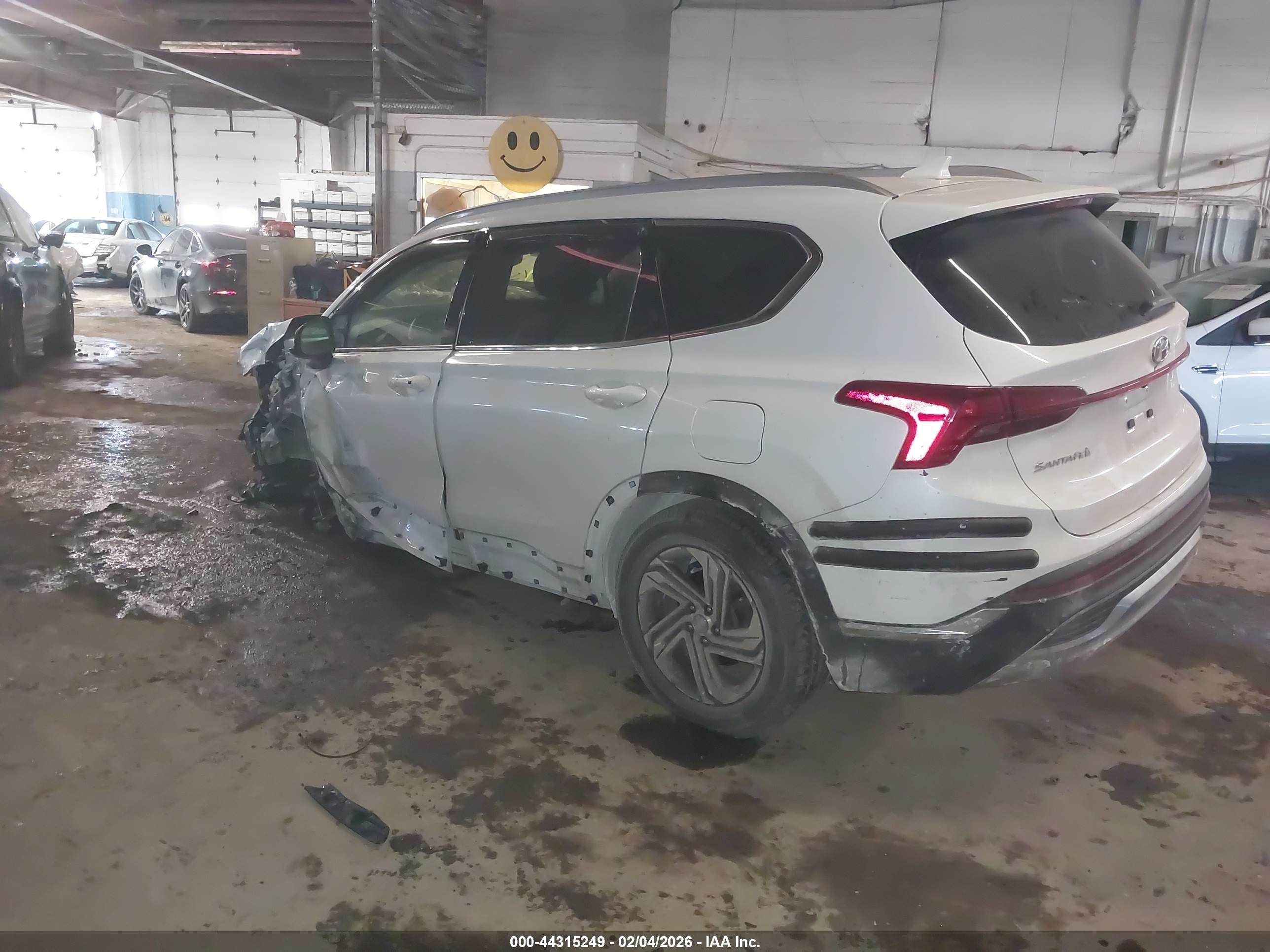 HYUNDAI SANTA image 3