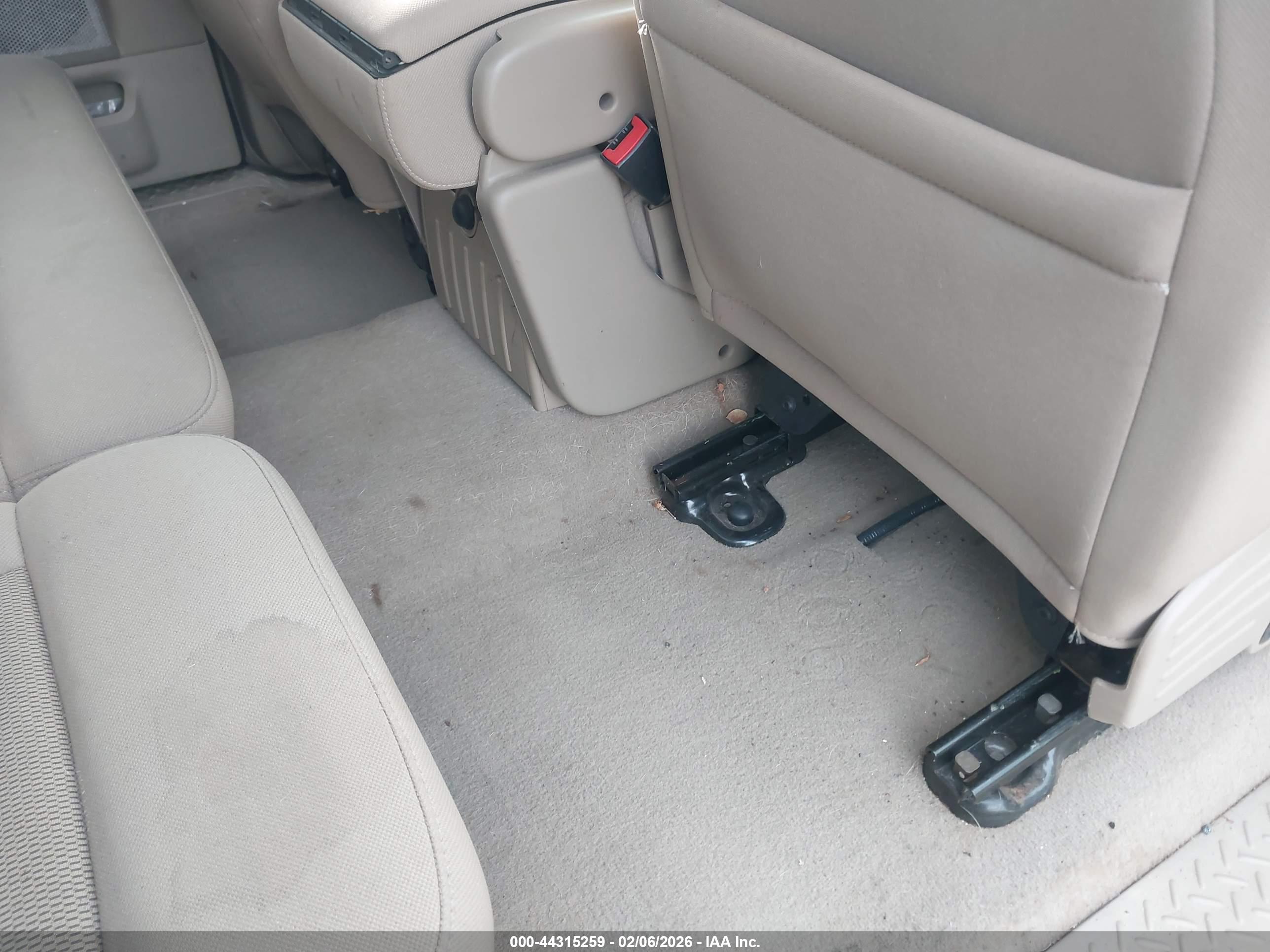 FORD F-150 image 8