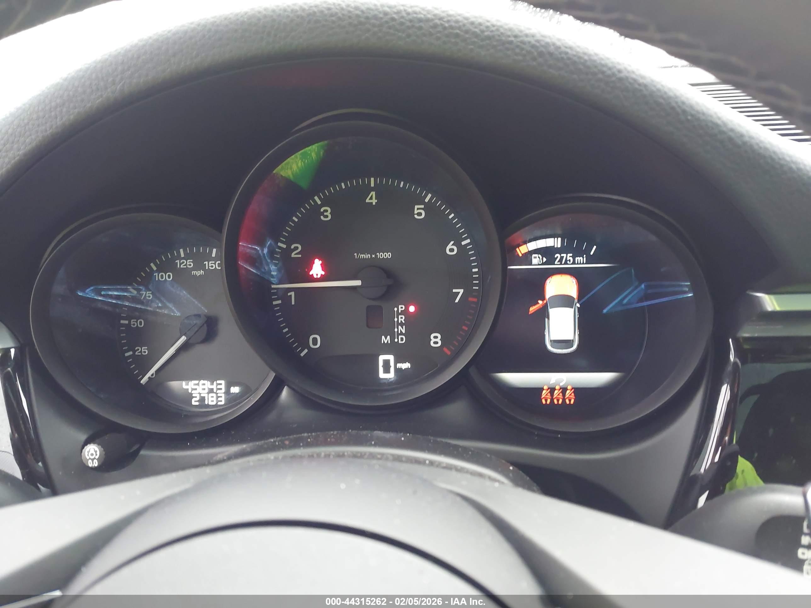 PORSCHE MACAN image 7