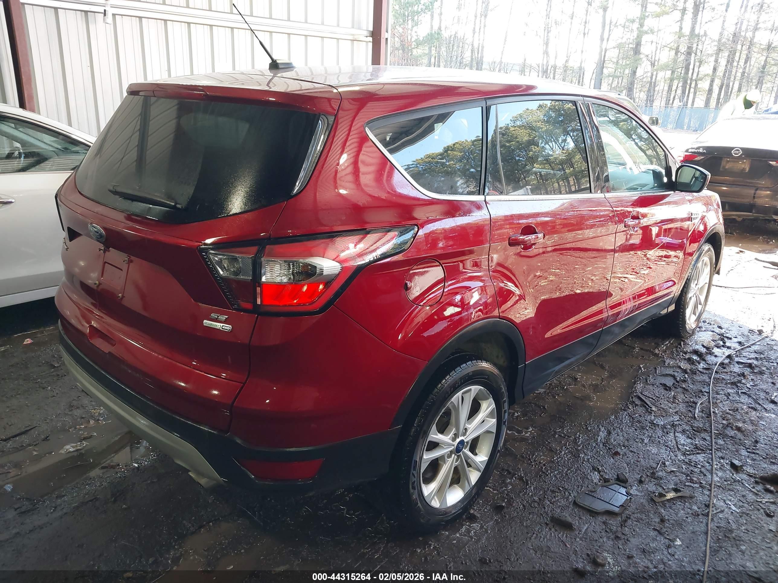 FORD ESCAPE image 4