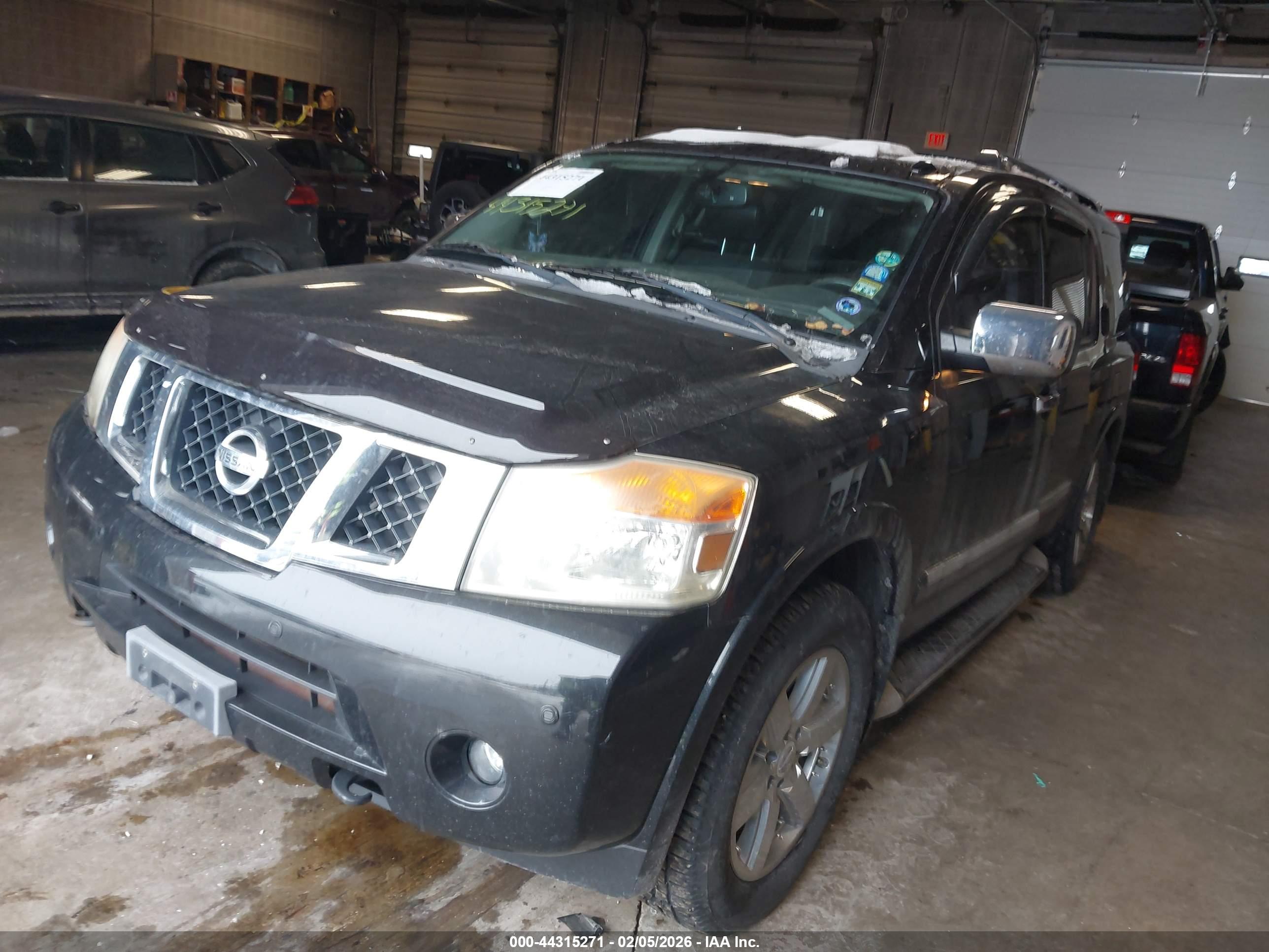 NISSAN ARMADA image 2