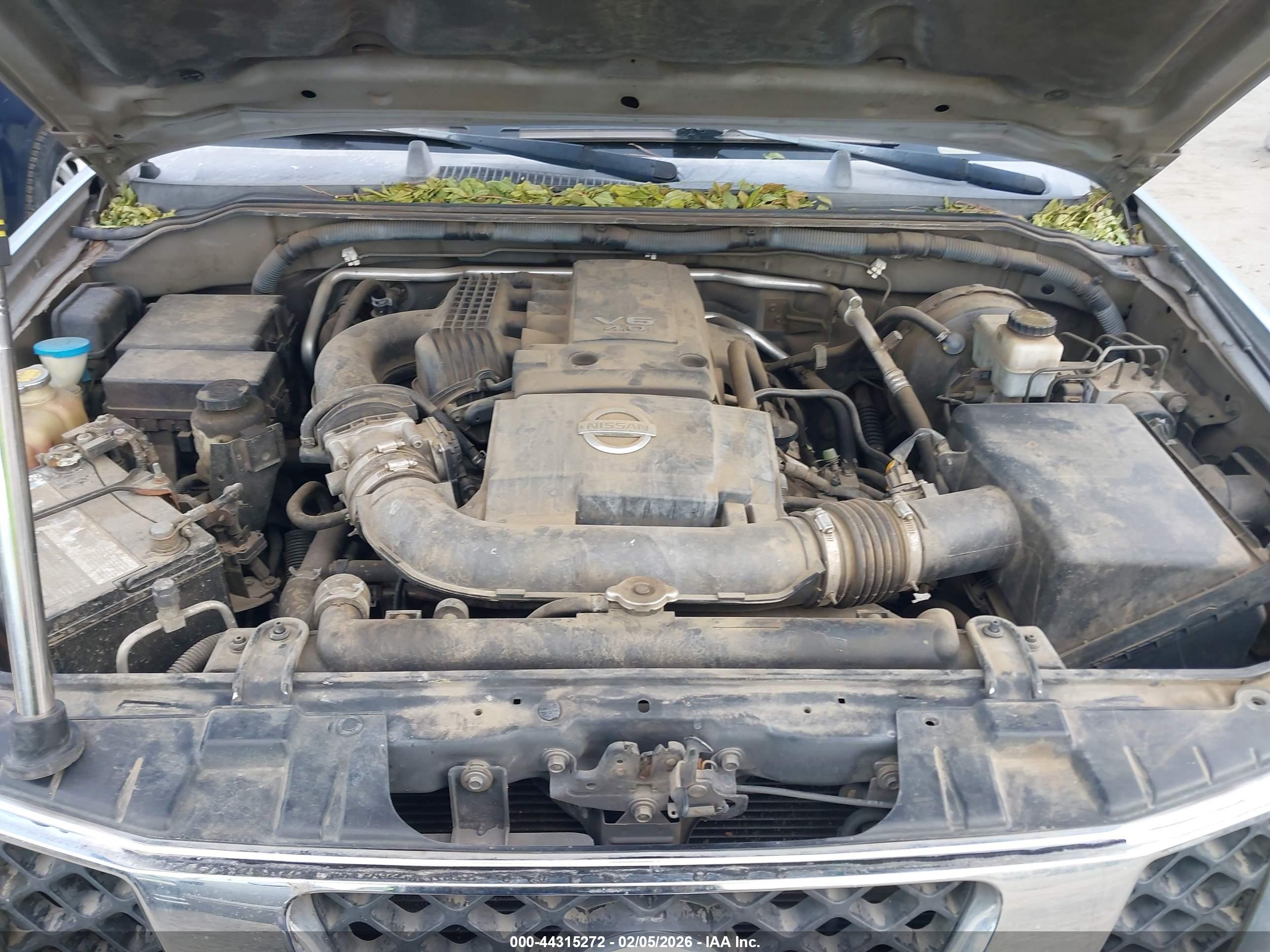 NISSAN FRONTIER image 10