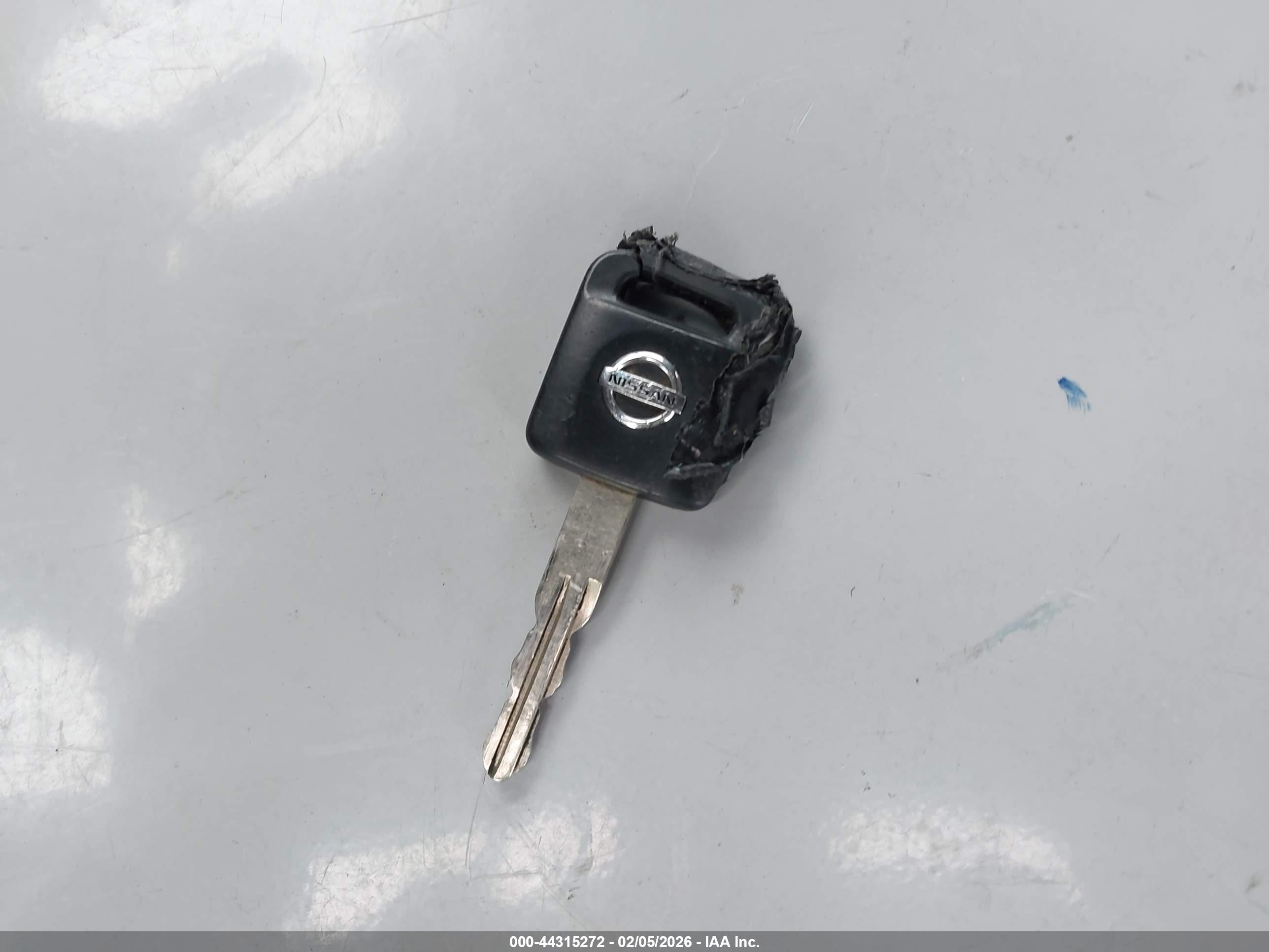 NISSAN FRONTIER image 11