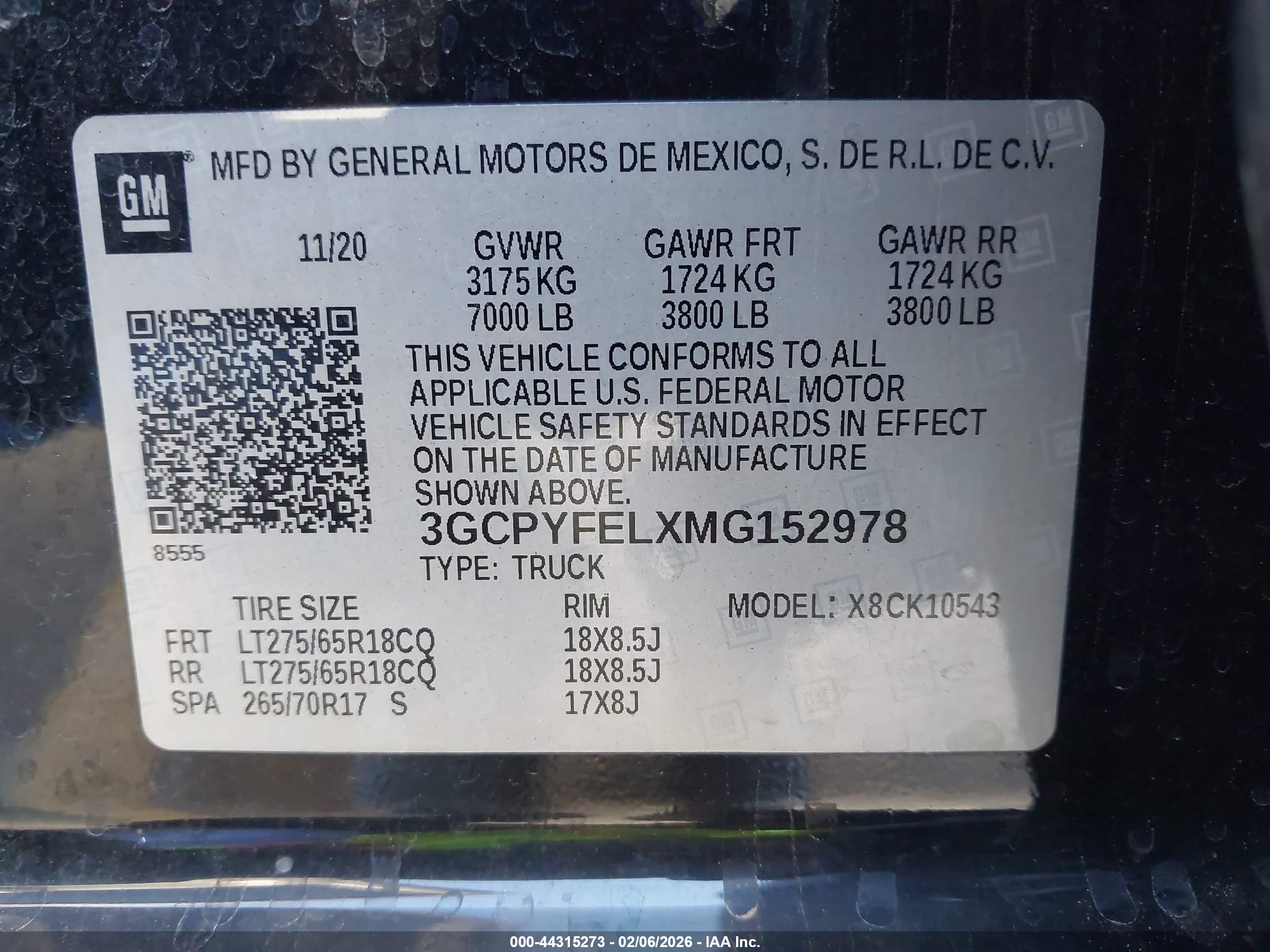CHEVROLET SILVERADO image 9