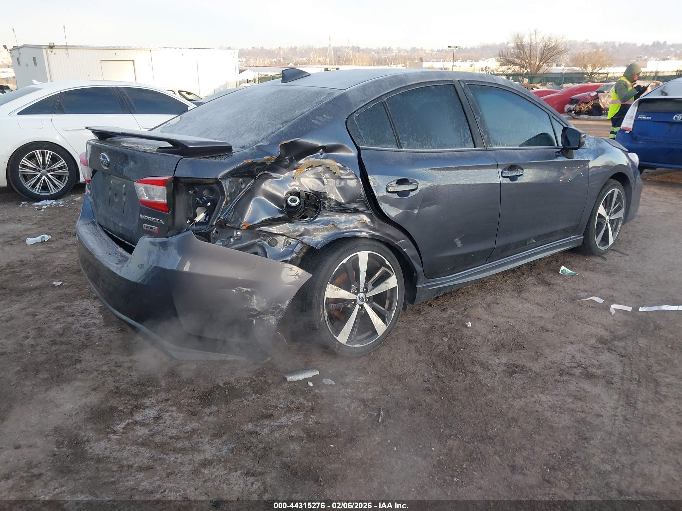 SUBARU IMPREZA image 4
