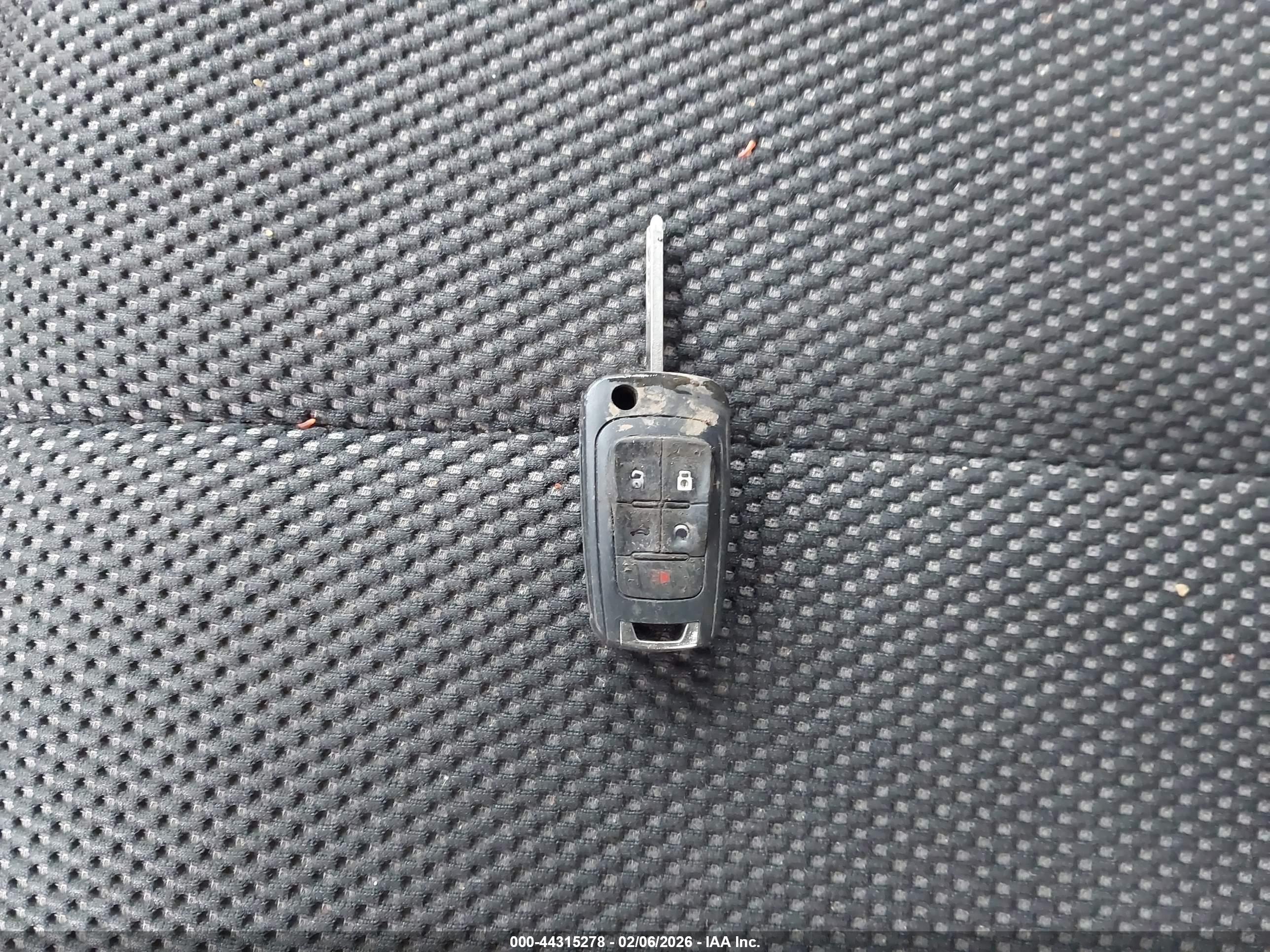 CHEVROLET EQUINOX image 11