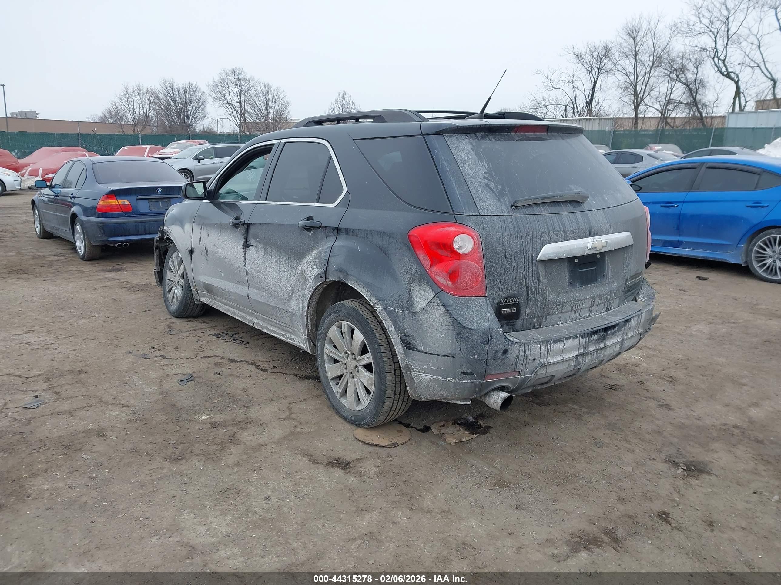 CHEVROLET EQUINOX image 3