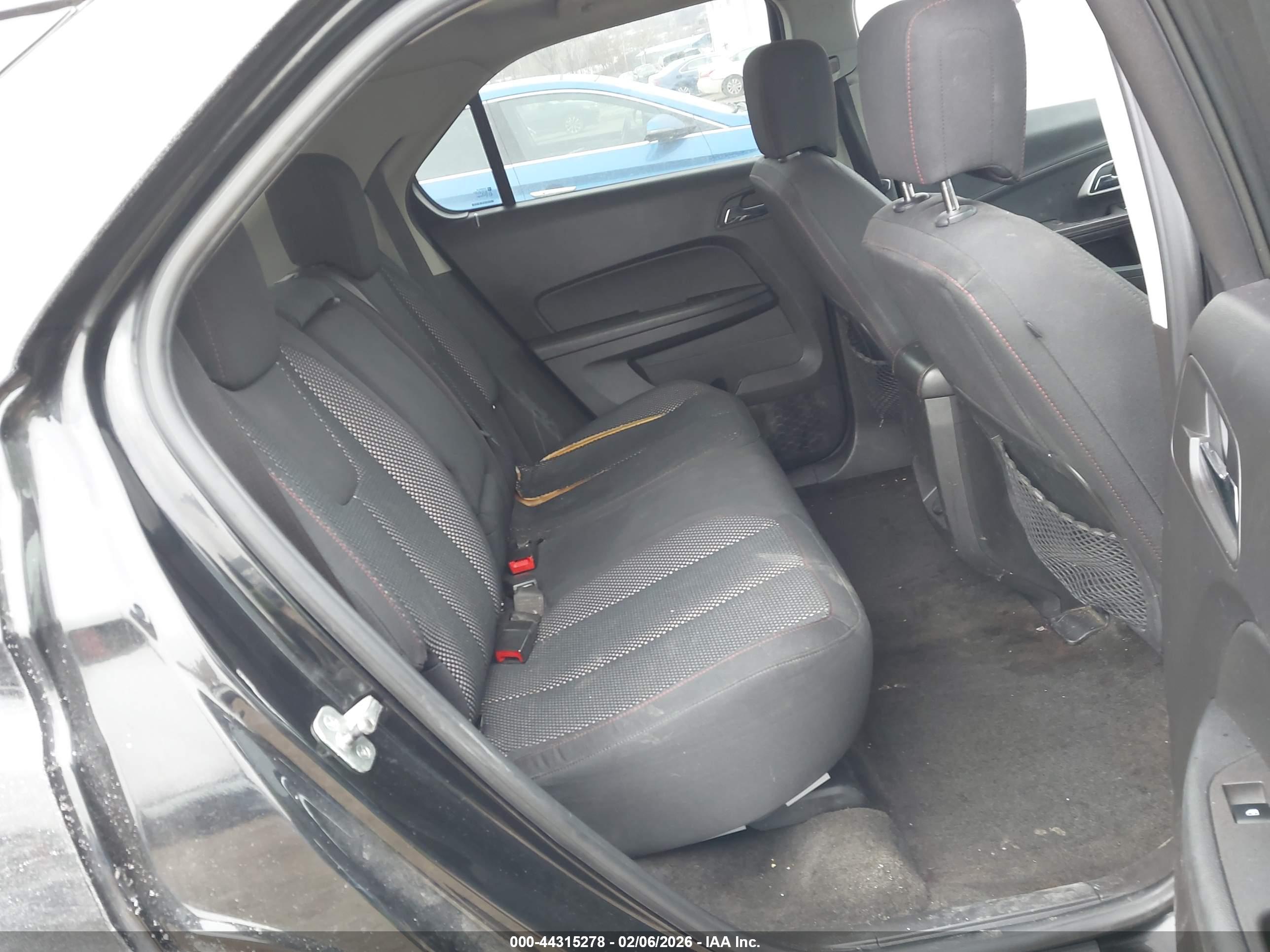 CHEVROLET EQUINOX image 8