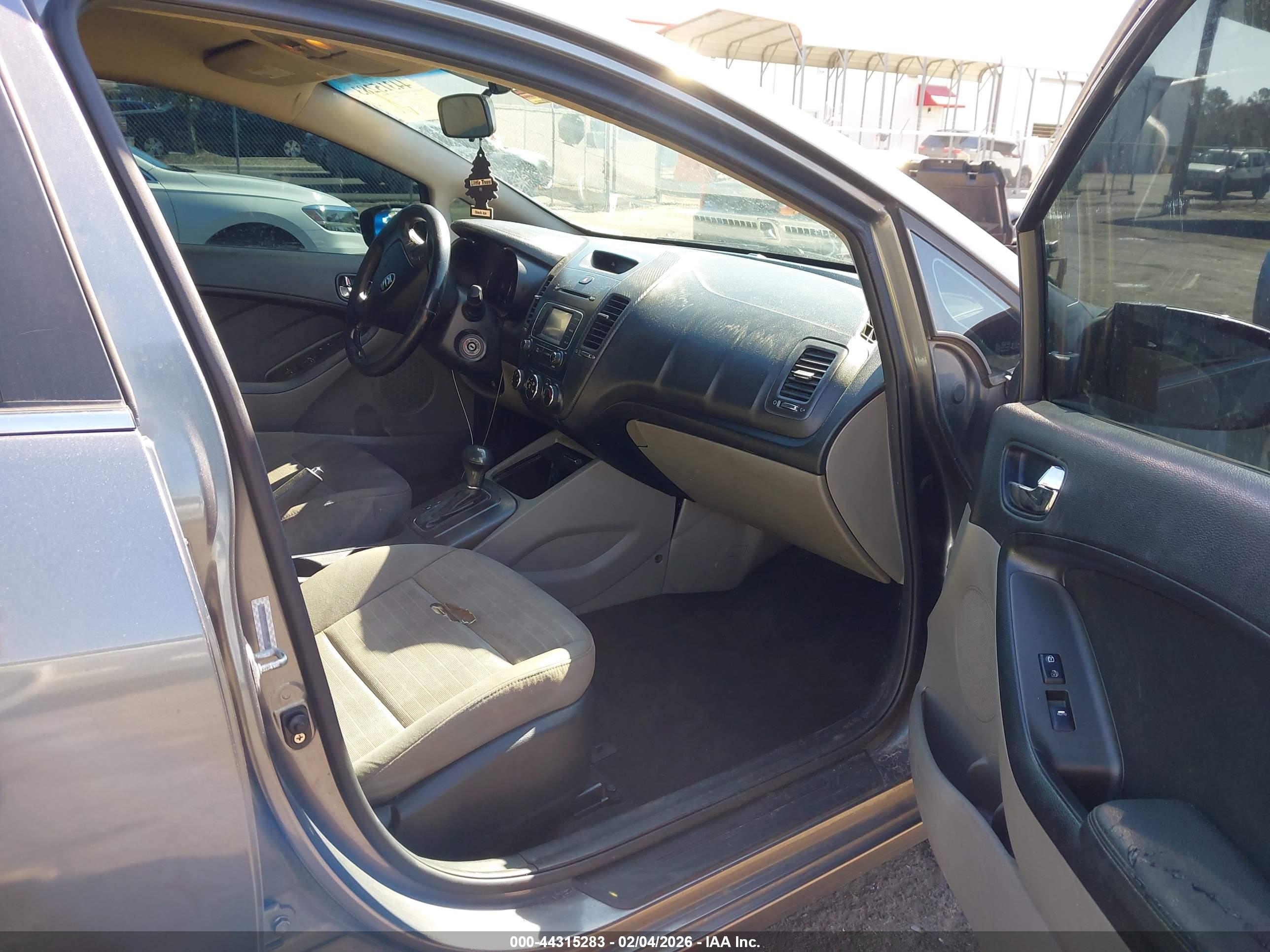 KIA FORTE image 5