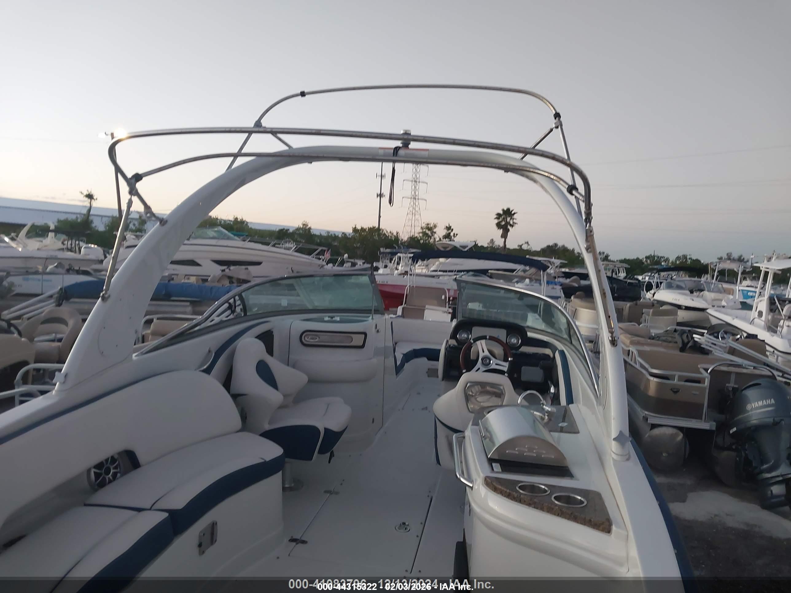 CROWNLINE E image 6