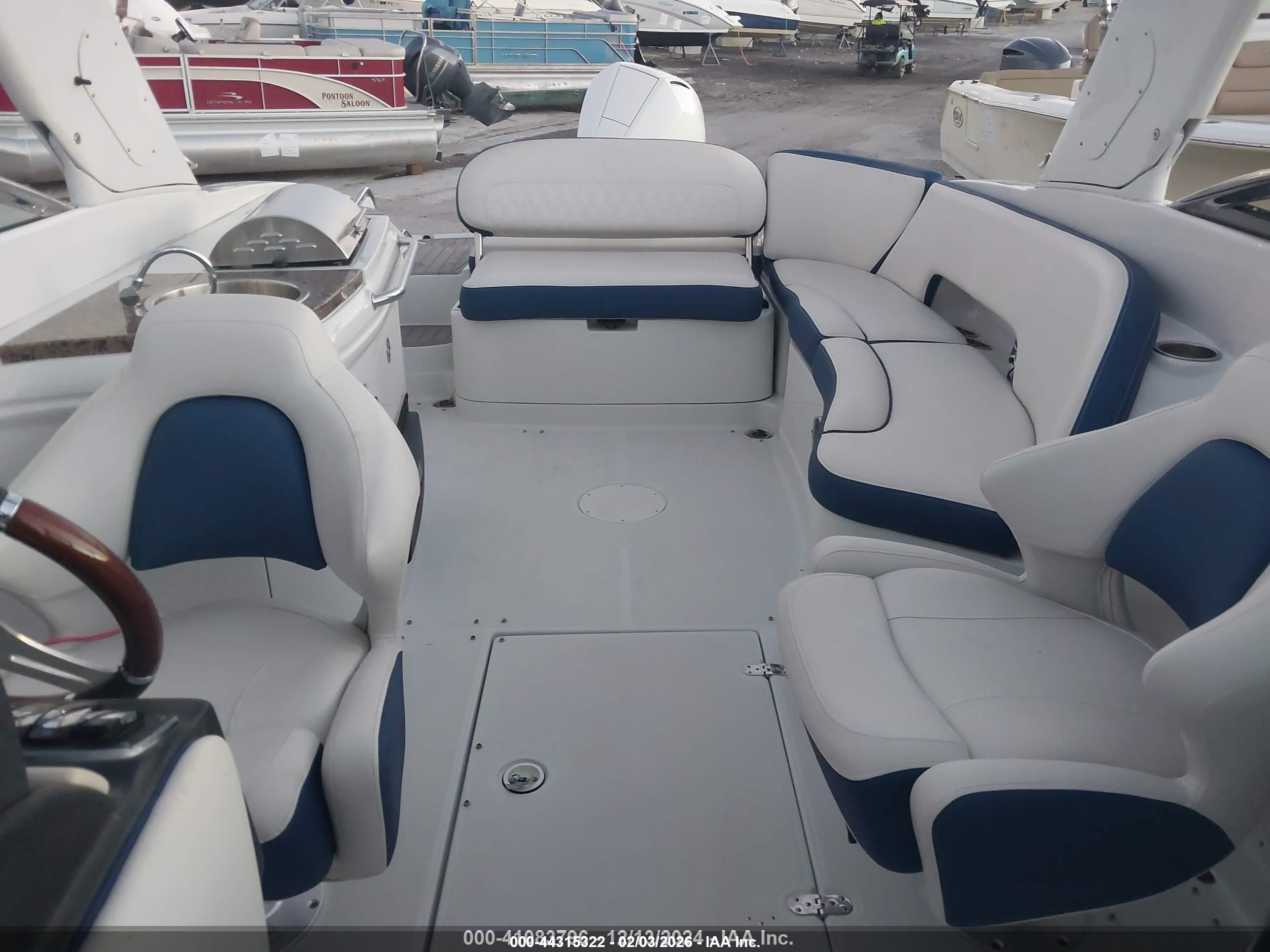 CROWNLINE E image 8