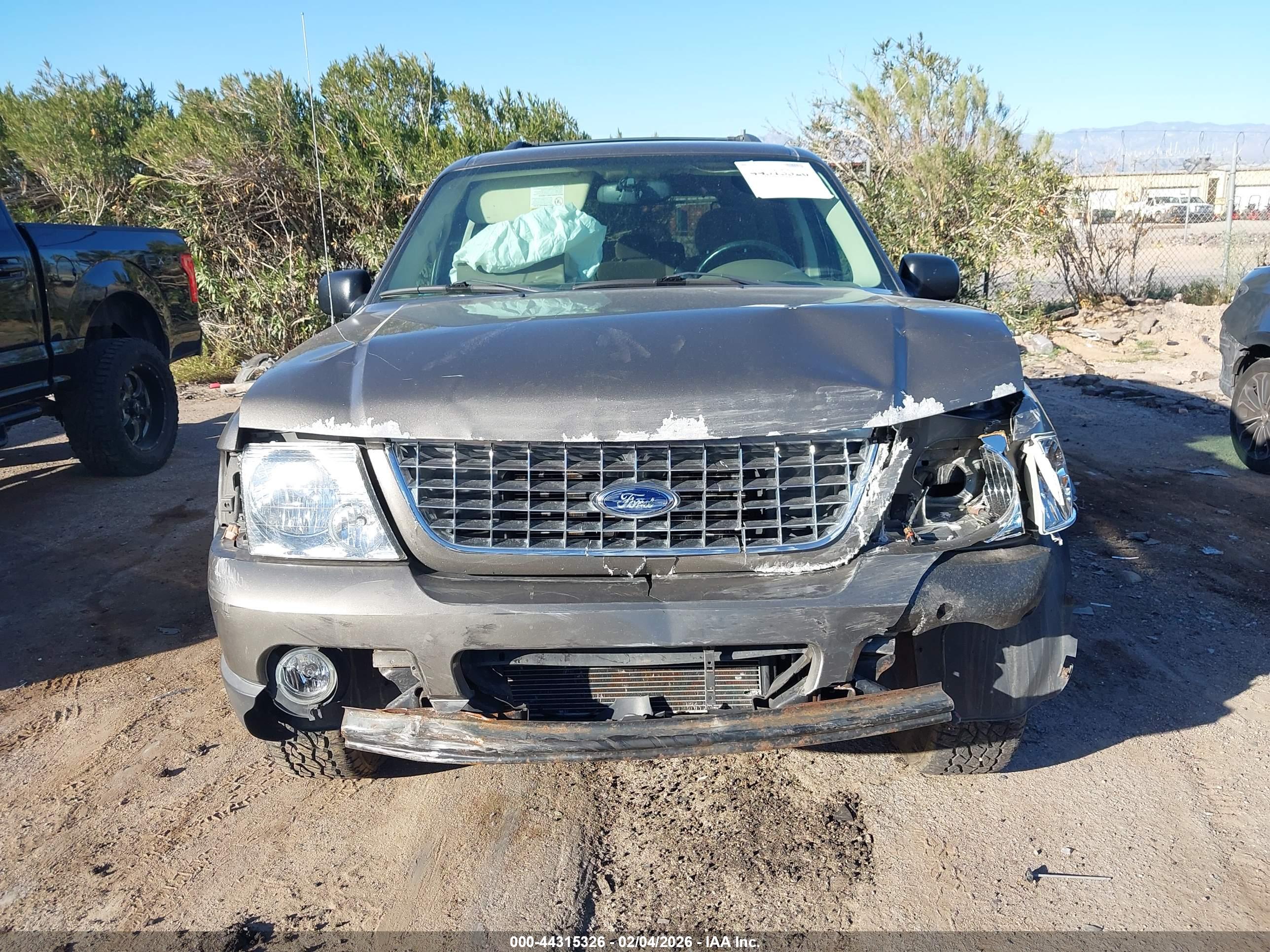 FORD EXPLORER image 6