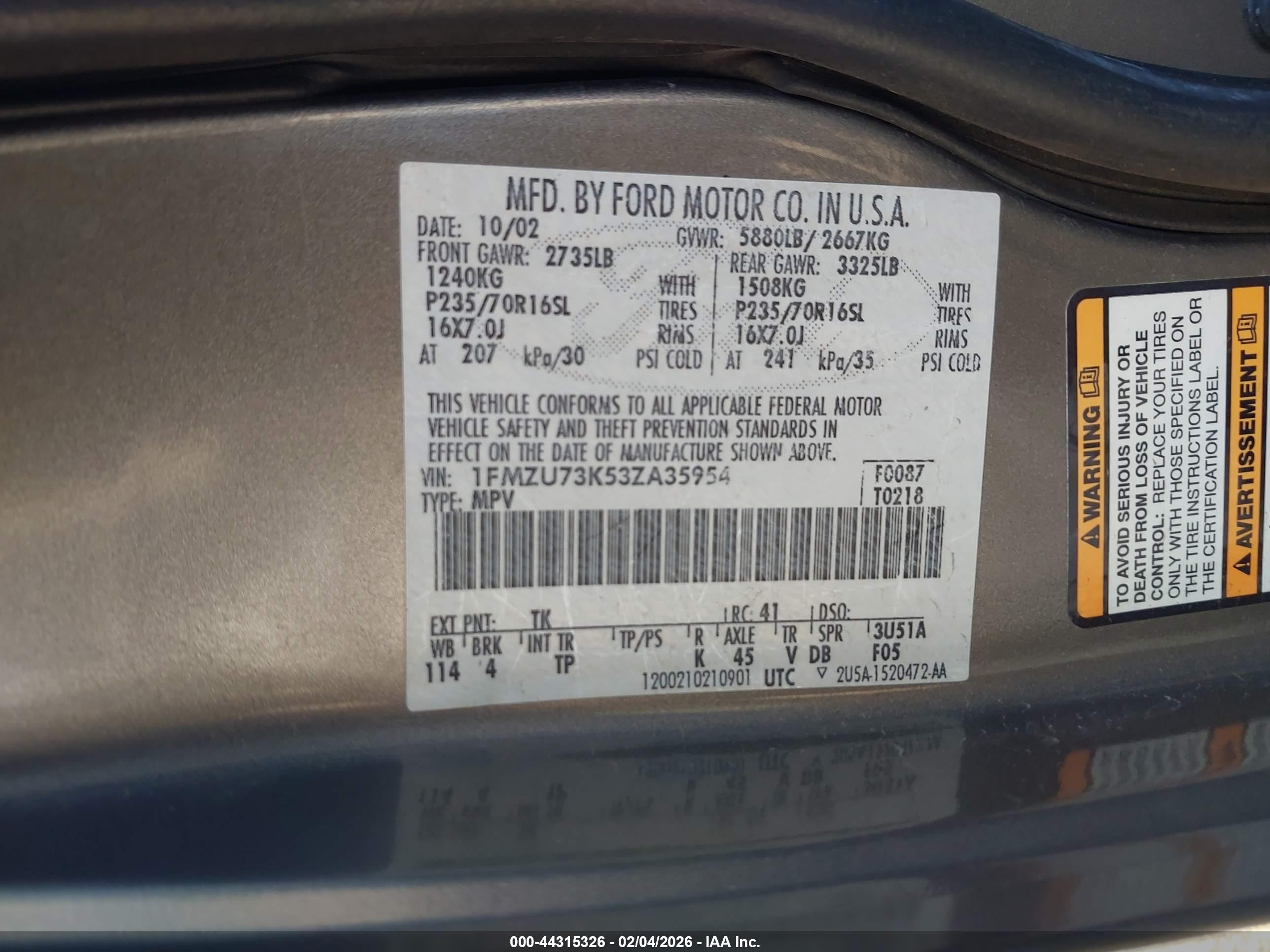 FORD EXPLORER image 9