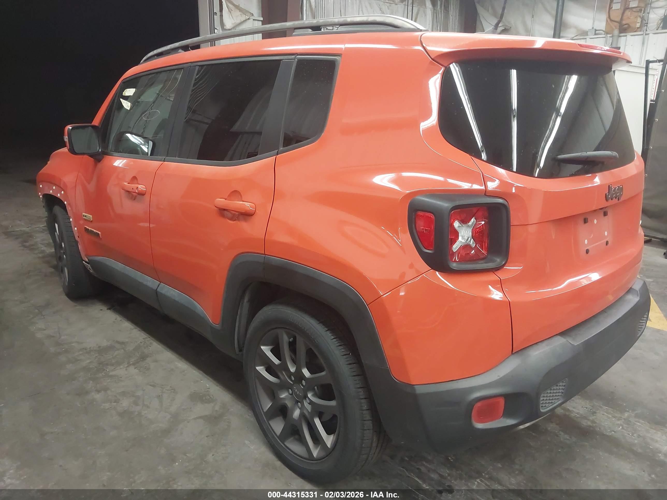 JEEP RENEGADE image 3