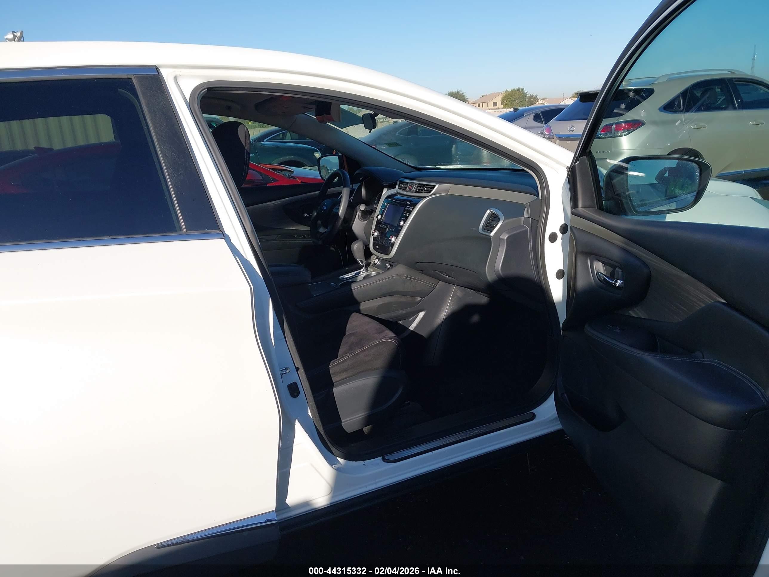 NISSAN MURANO image 5