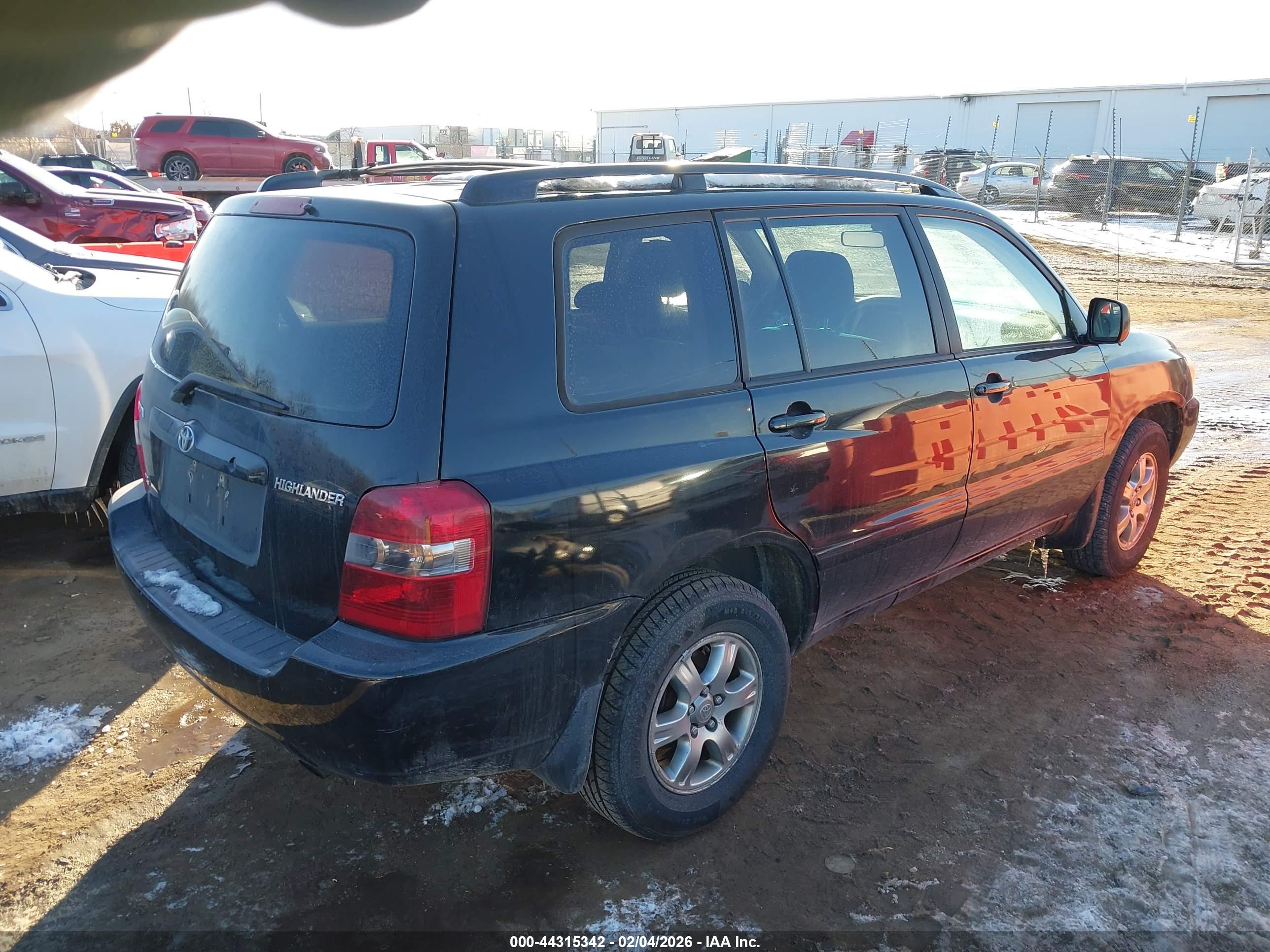 TOYOTA HIGHLANDER image 4