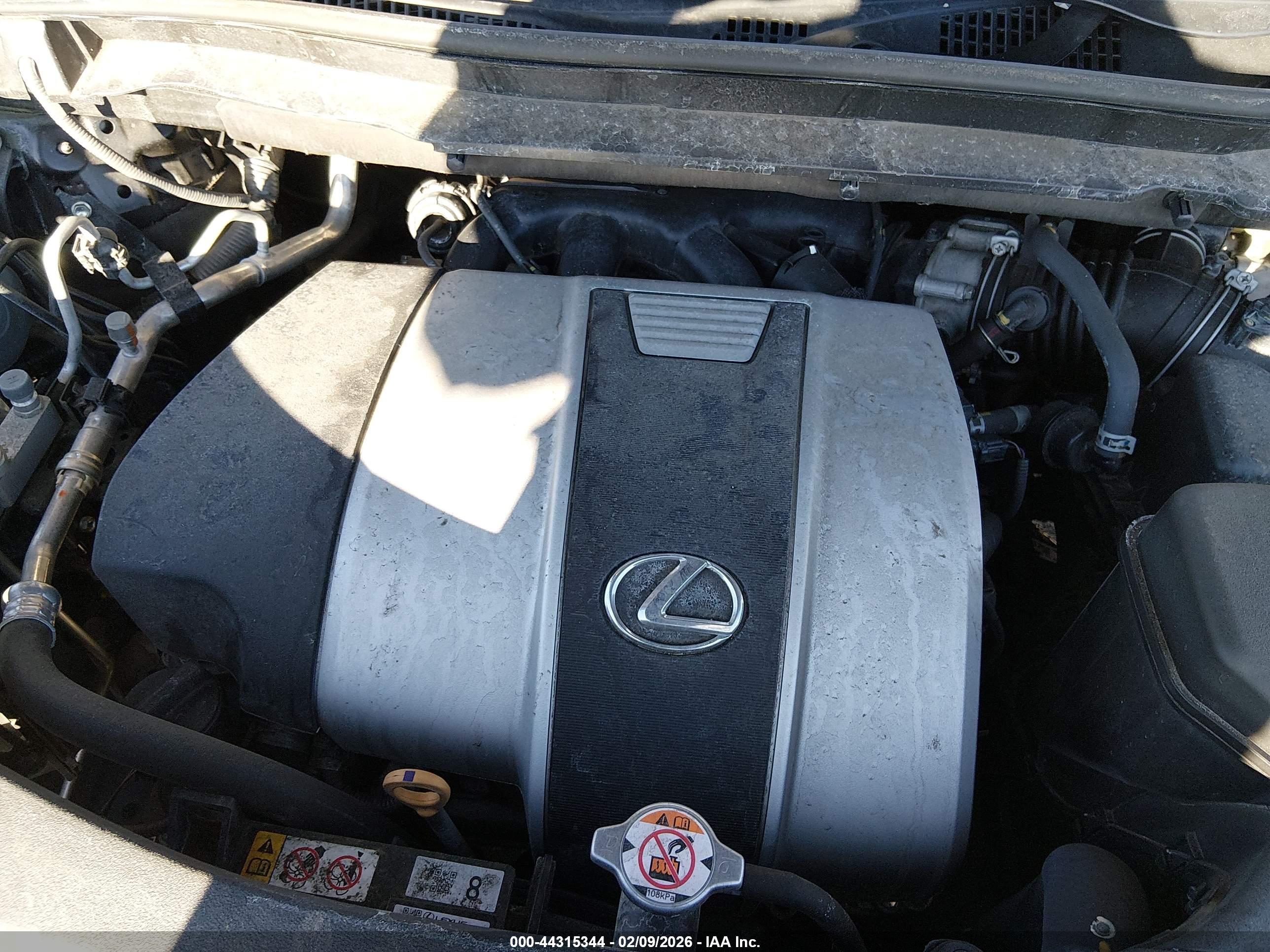 LEXUS RX image 10